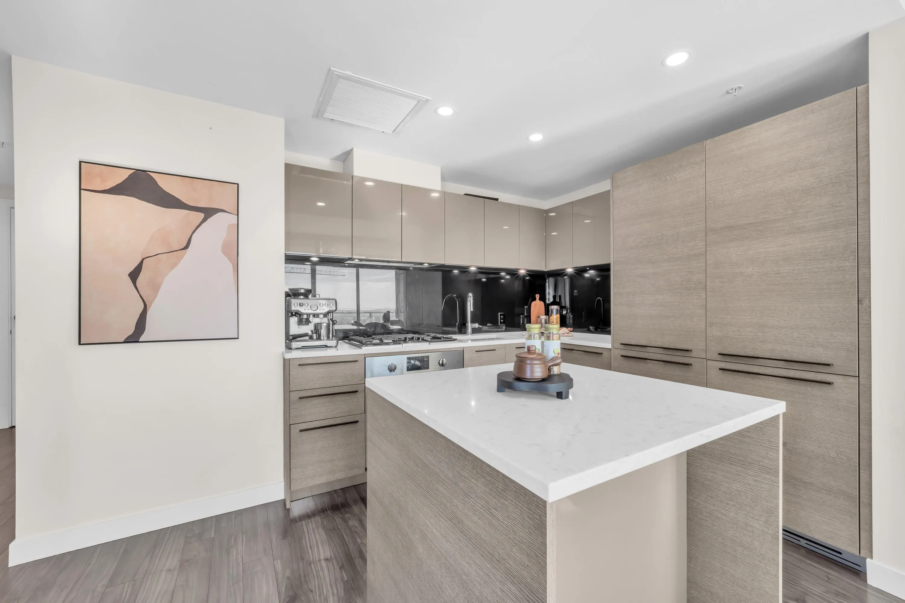 6383 Mckay Avenue #1104