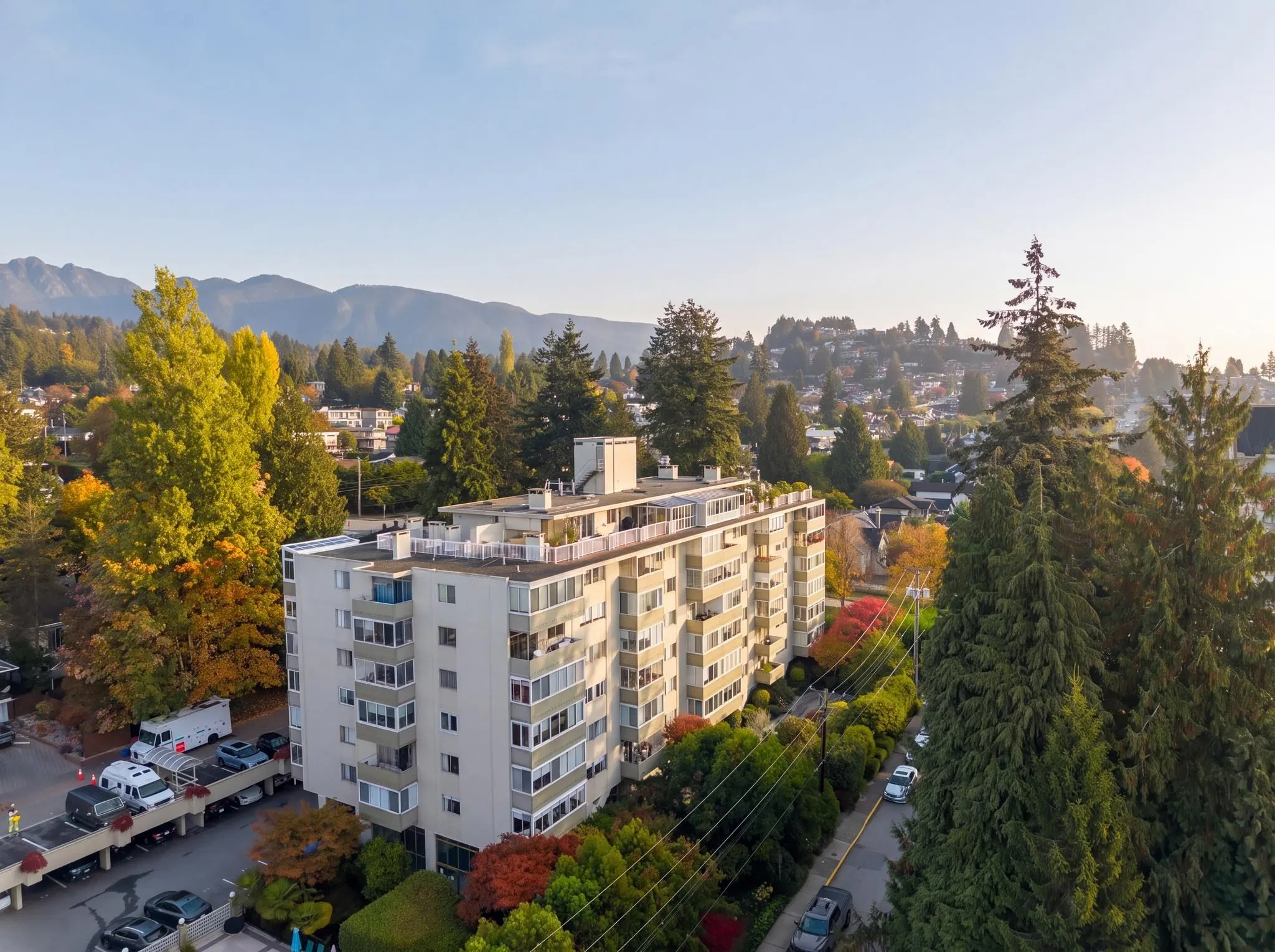 1425 Esquimalt Avenue #701