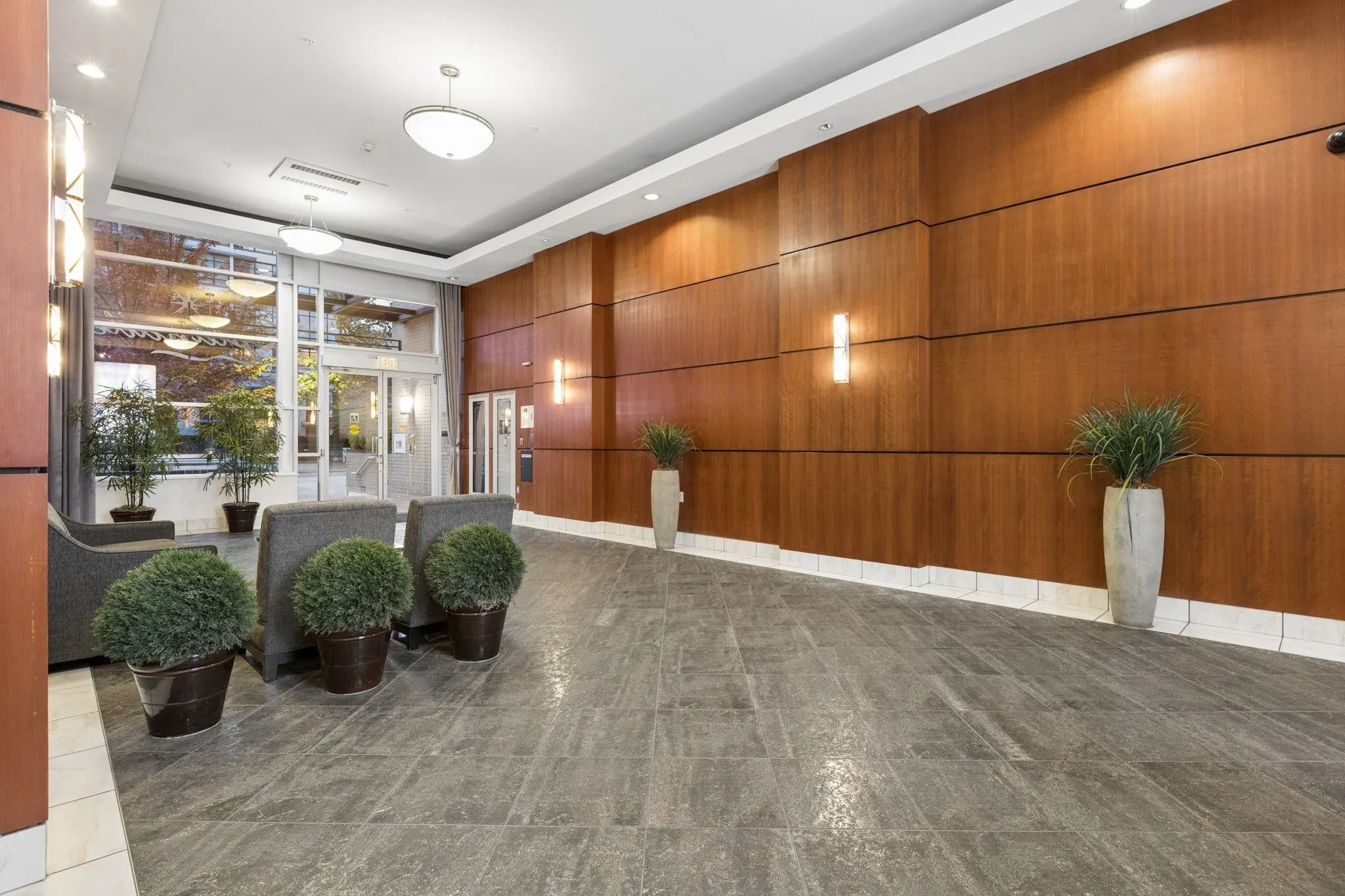 188 E Esplanade #607