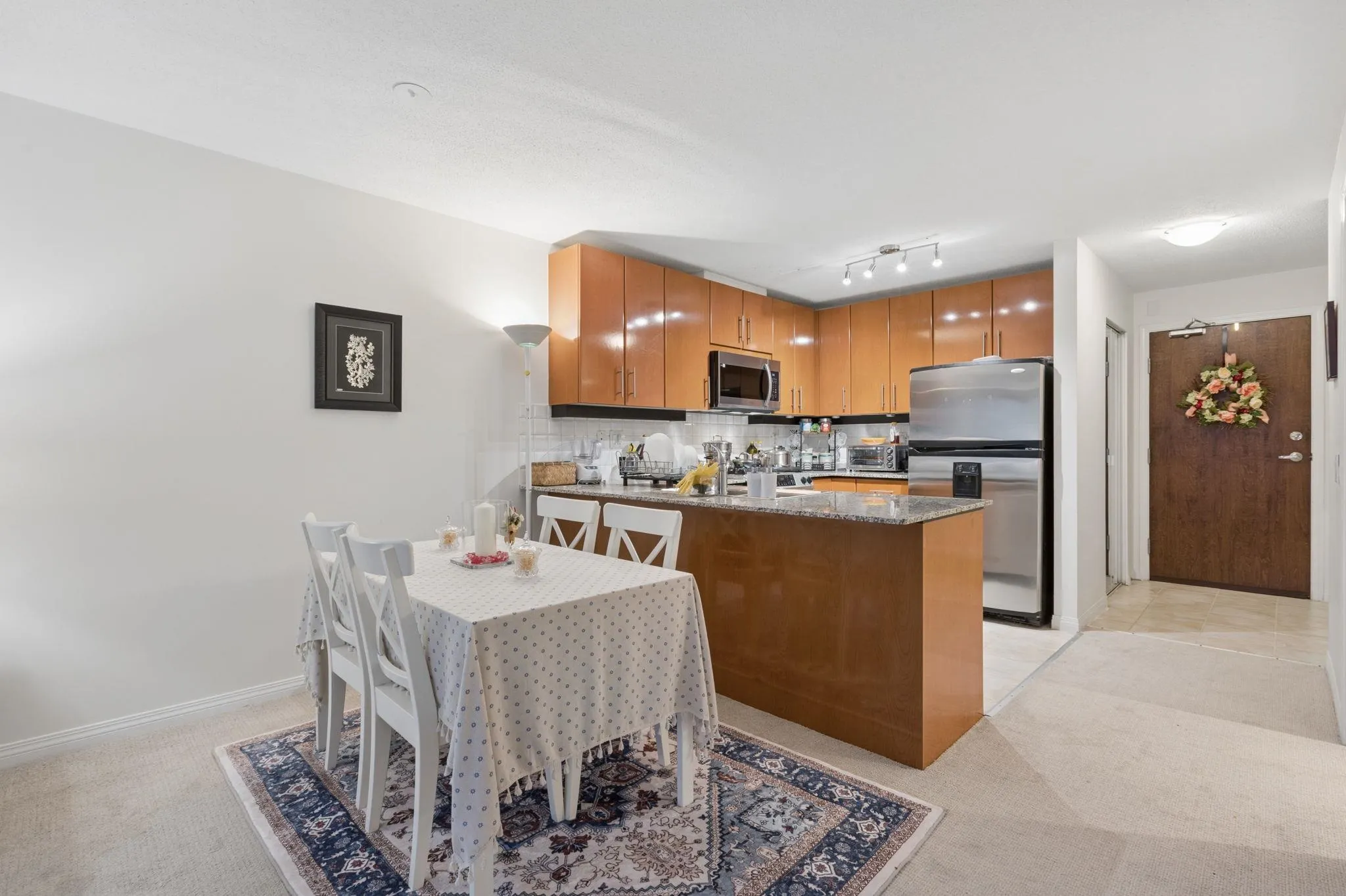 188 E Esplanade #607