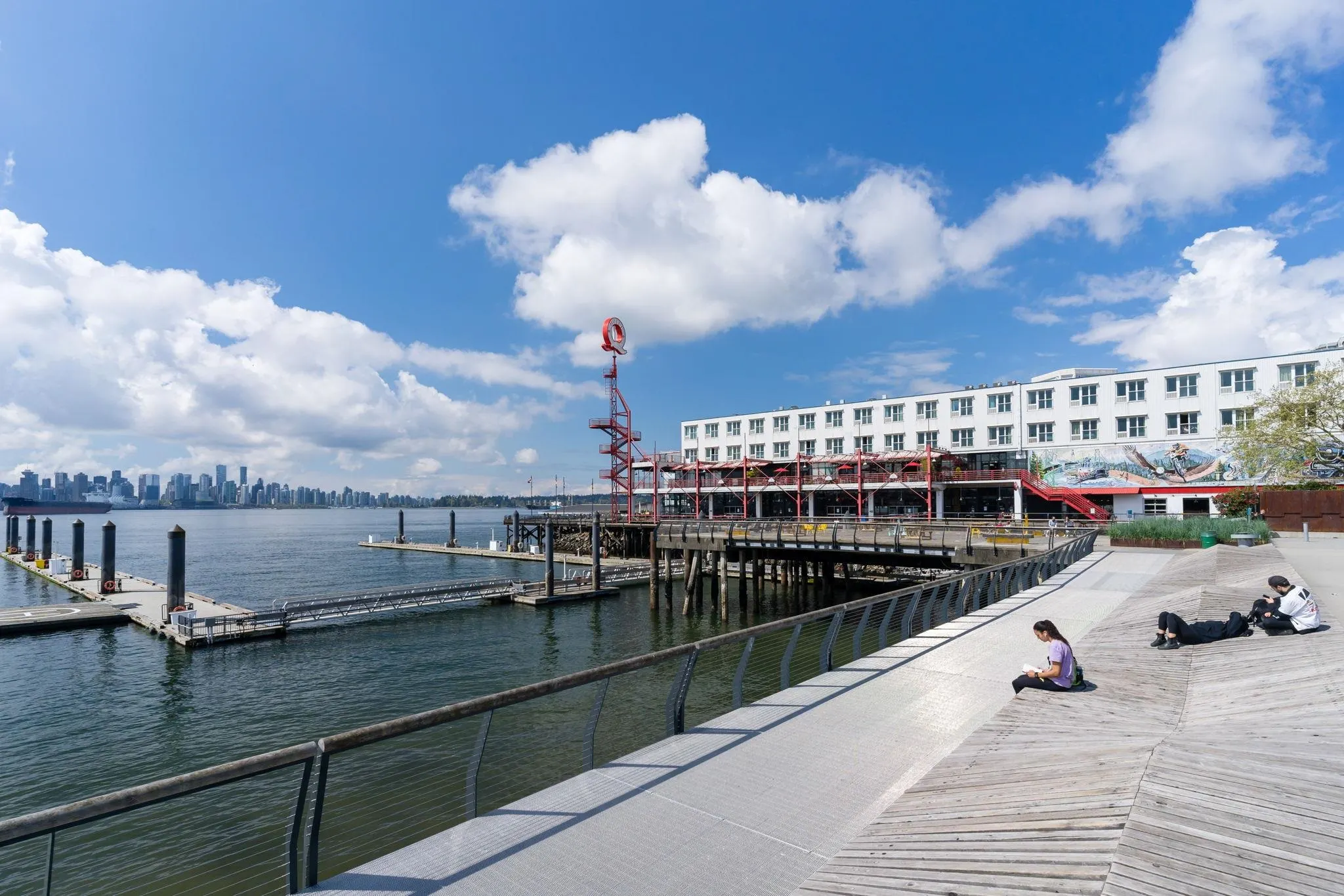 188 E Esplanade #607
