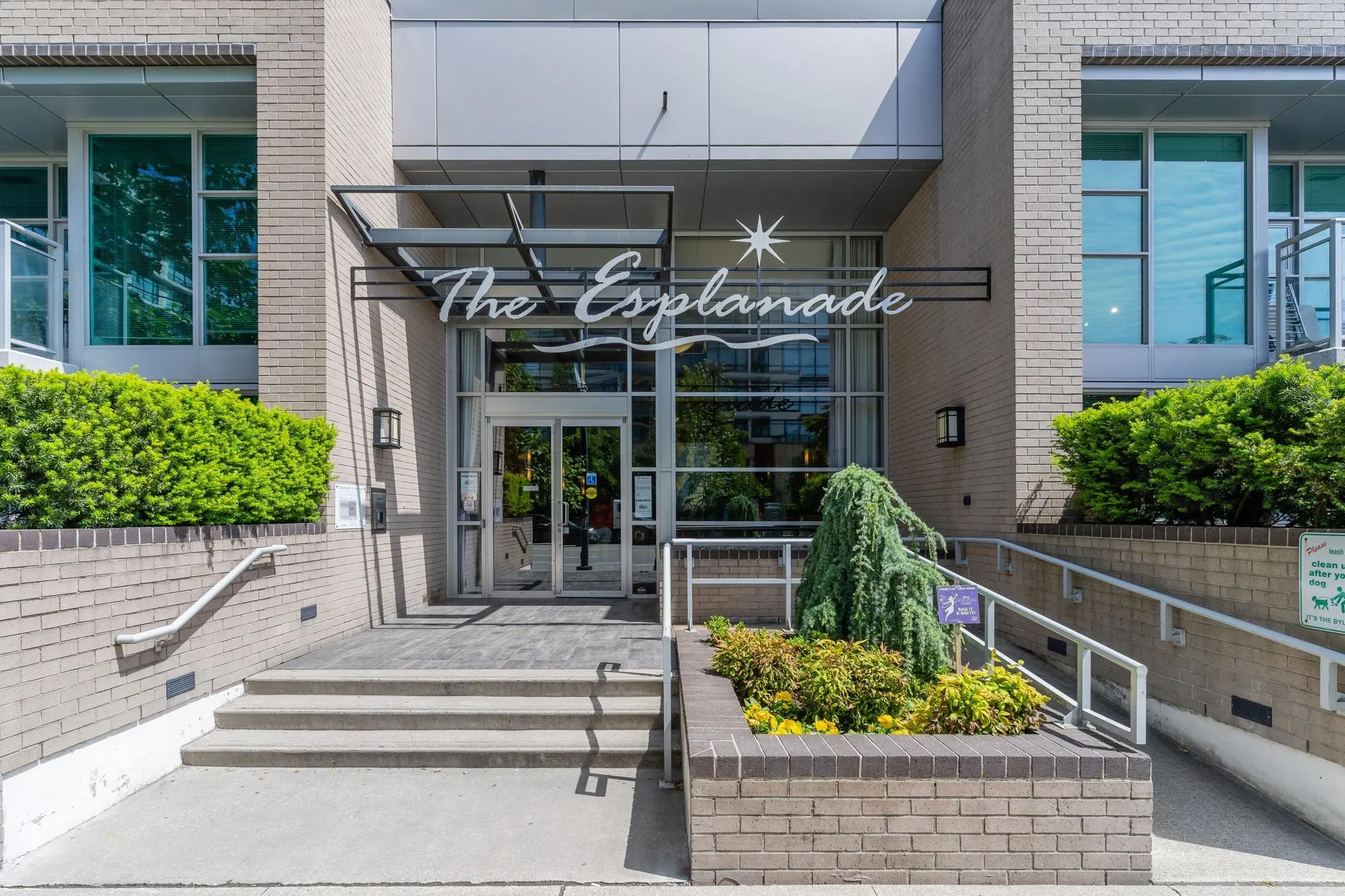 188 E Esplanade #607