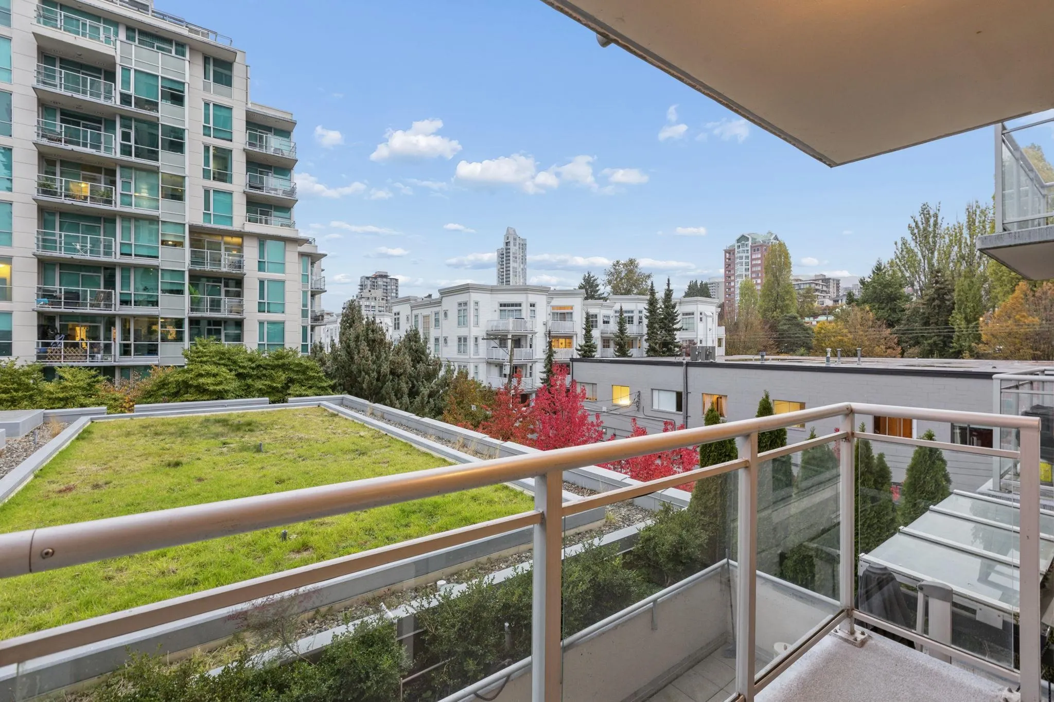 188 E Esplanade #607