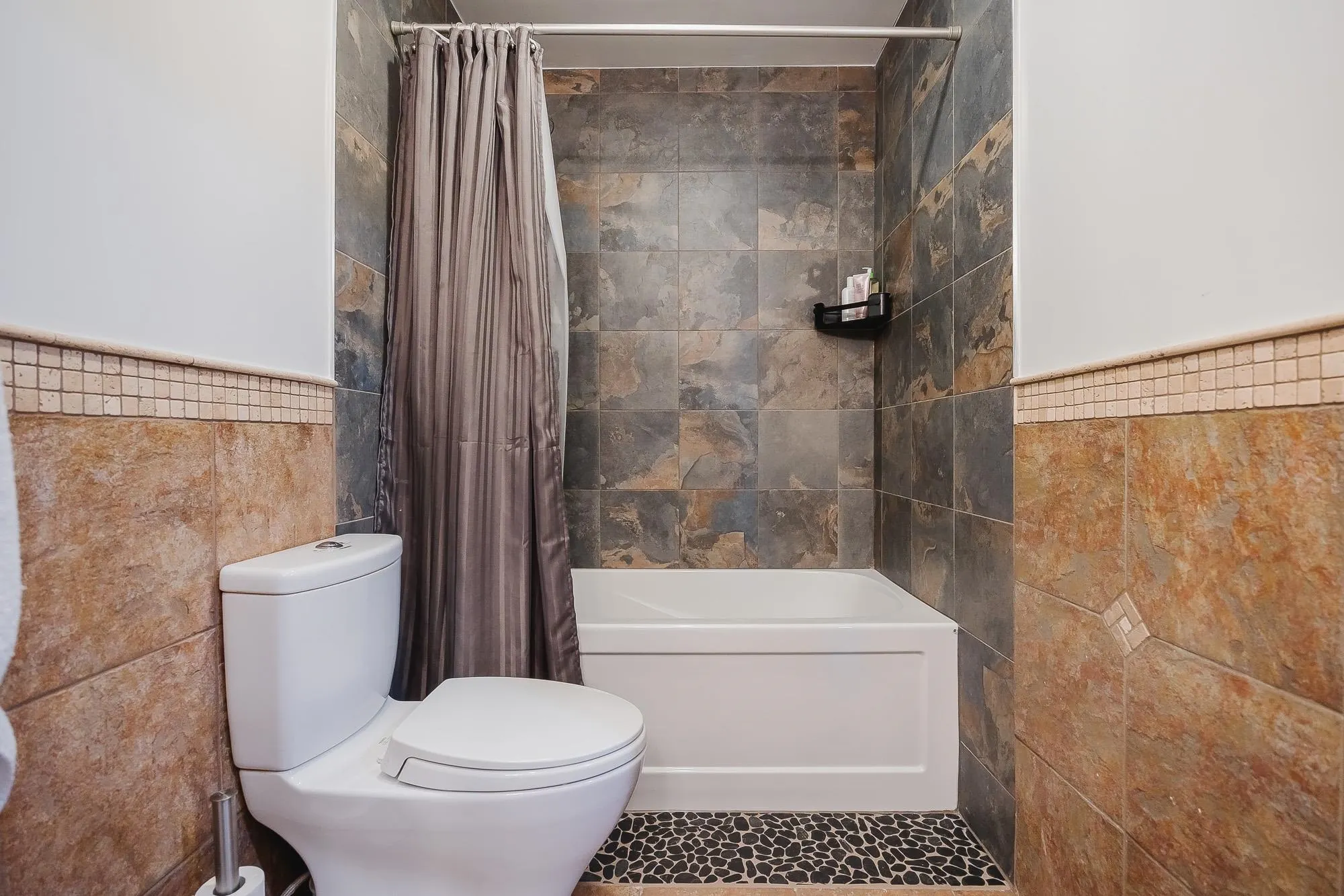 6245 Sheridan Road #37
