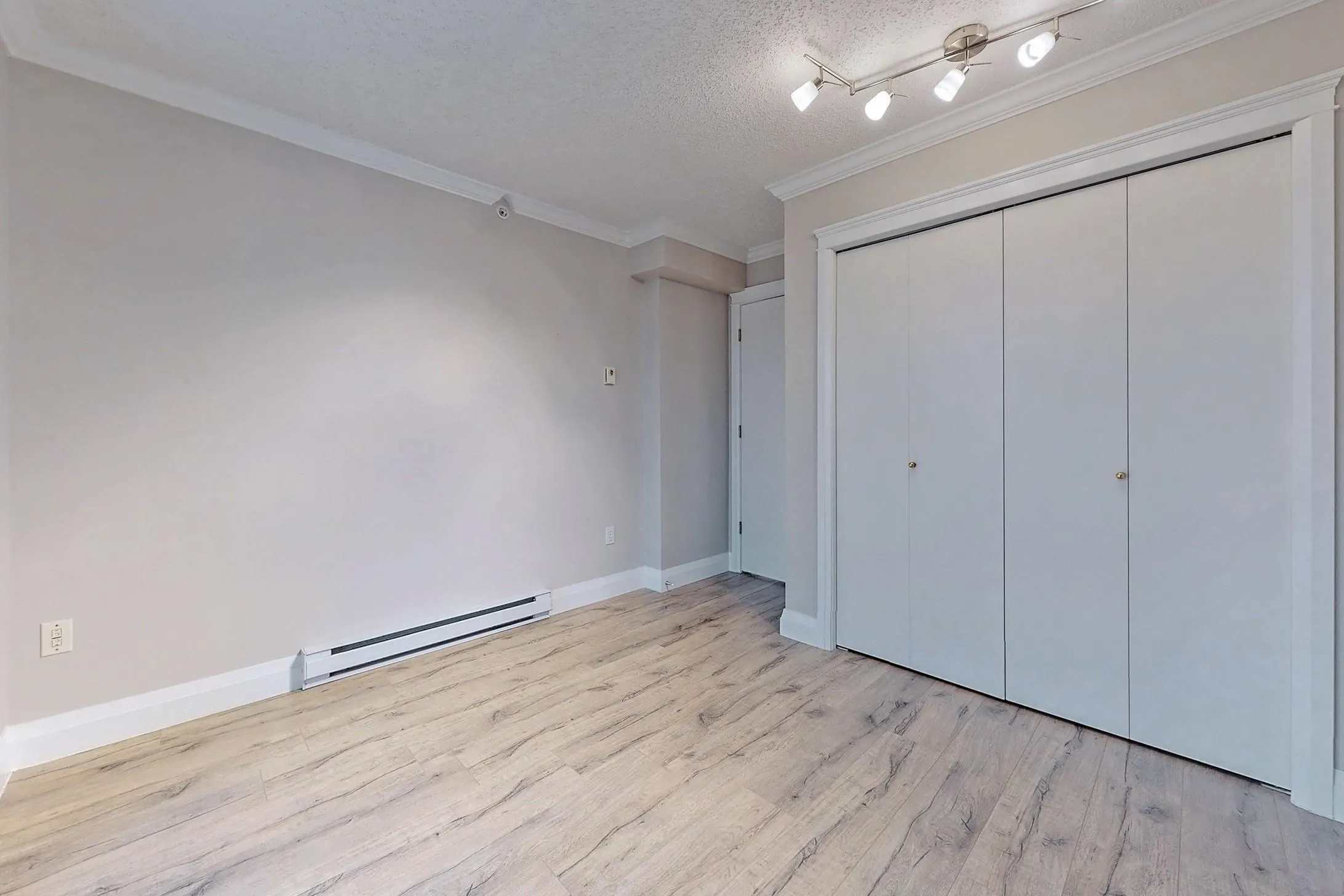 1190 Pipeline Road #1305
