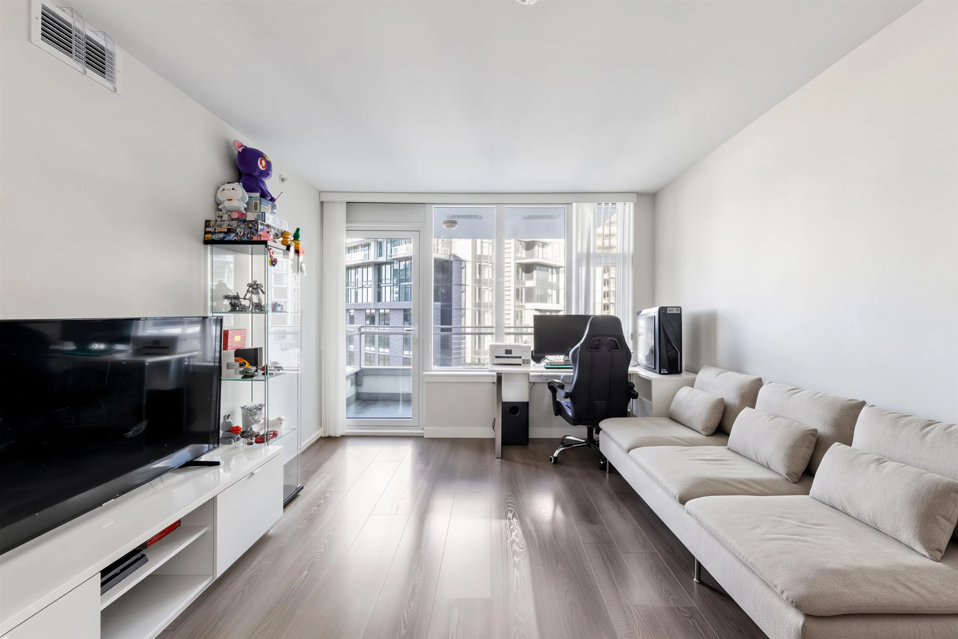 3328 Carscallen Road #704