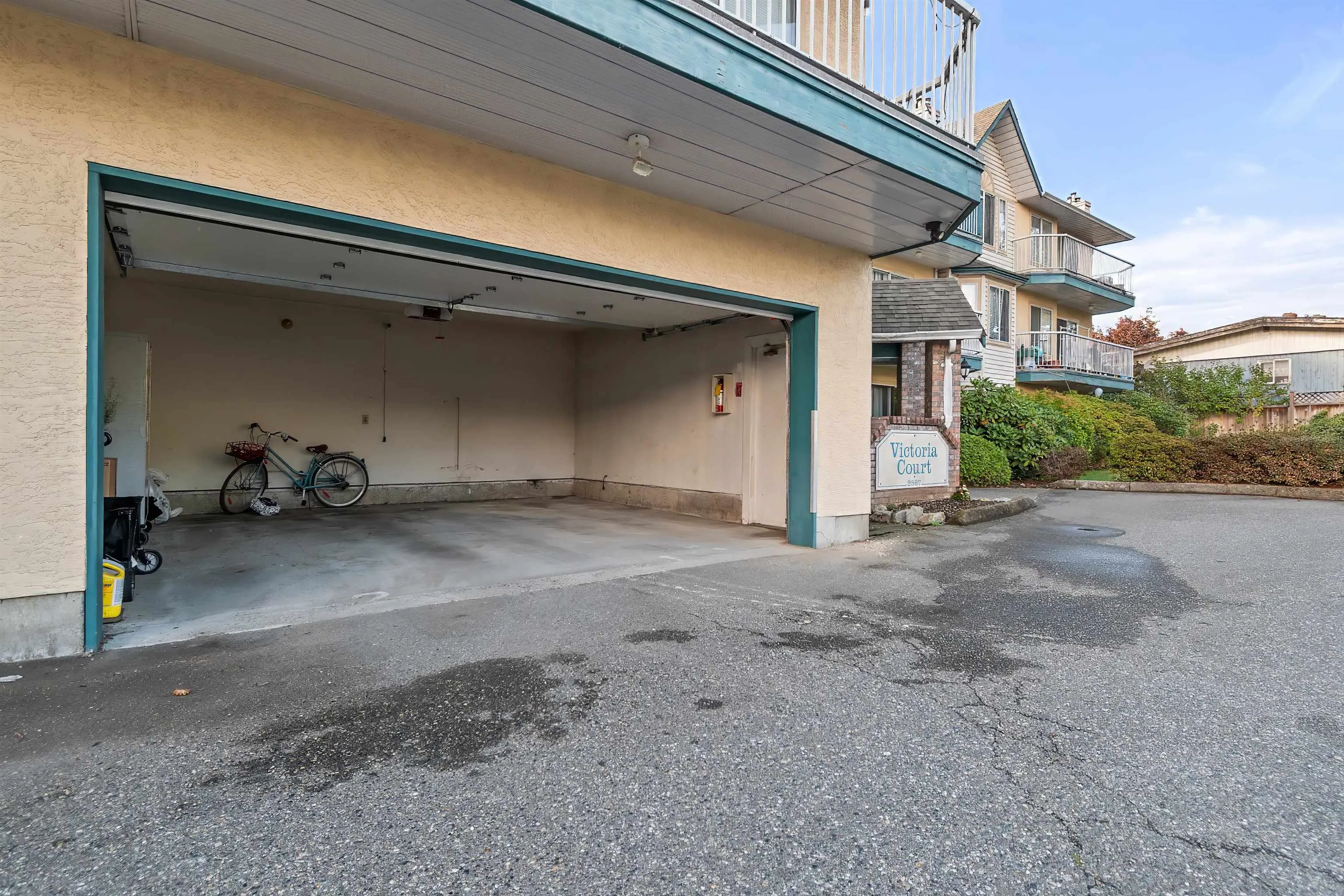 2567 Victoria Street #209