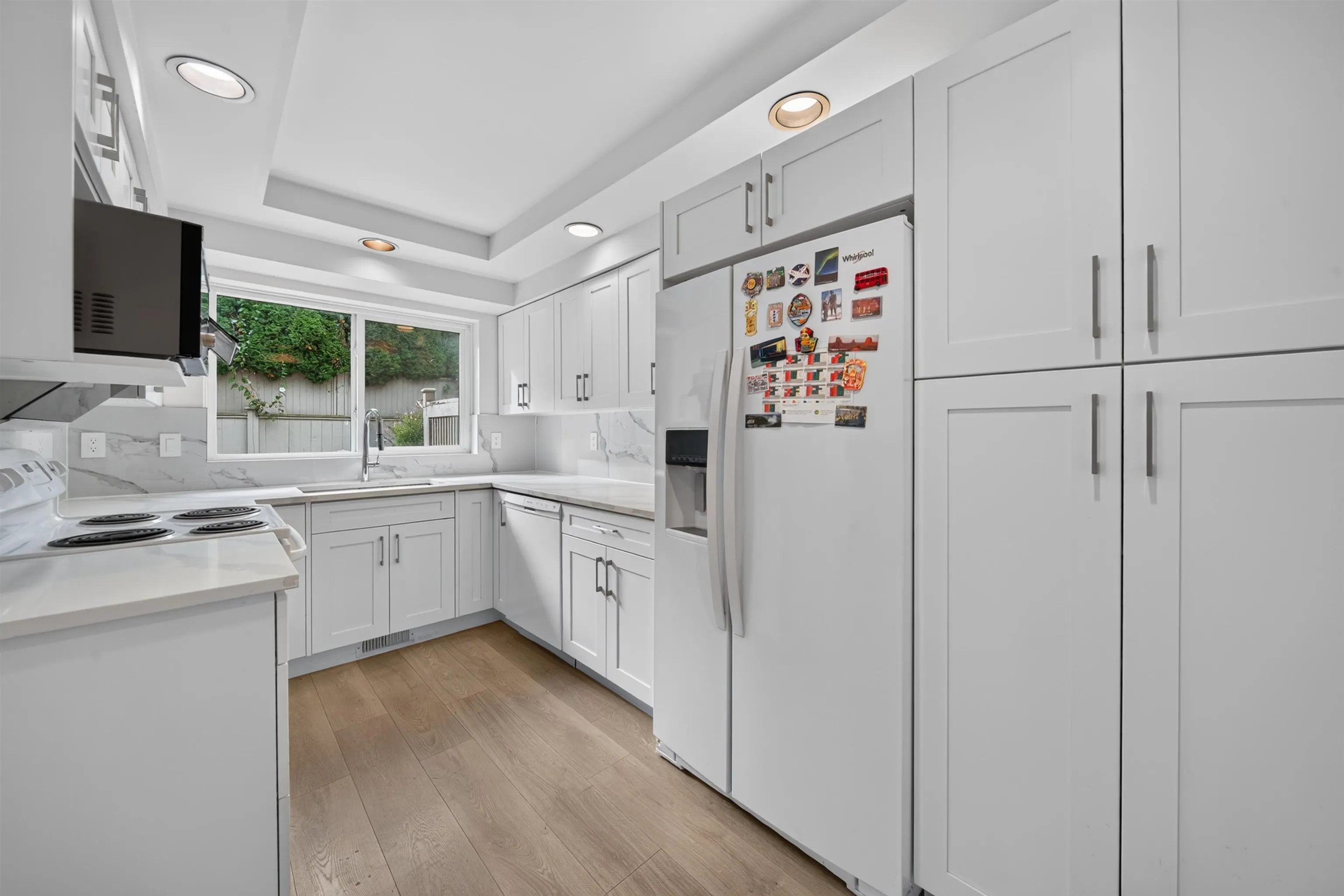 5111 Maple Road #6