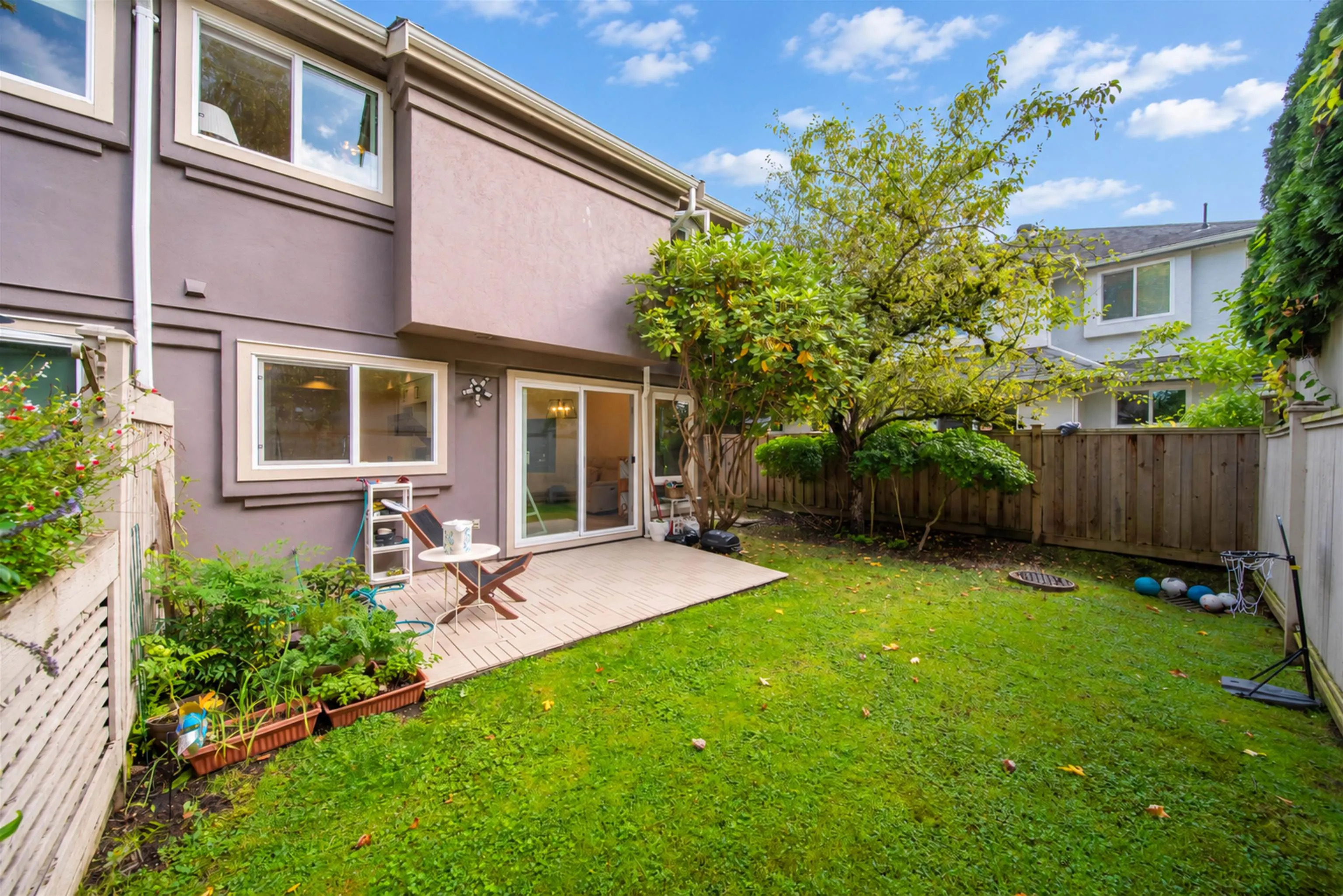 5111 Maple Road #6