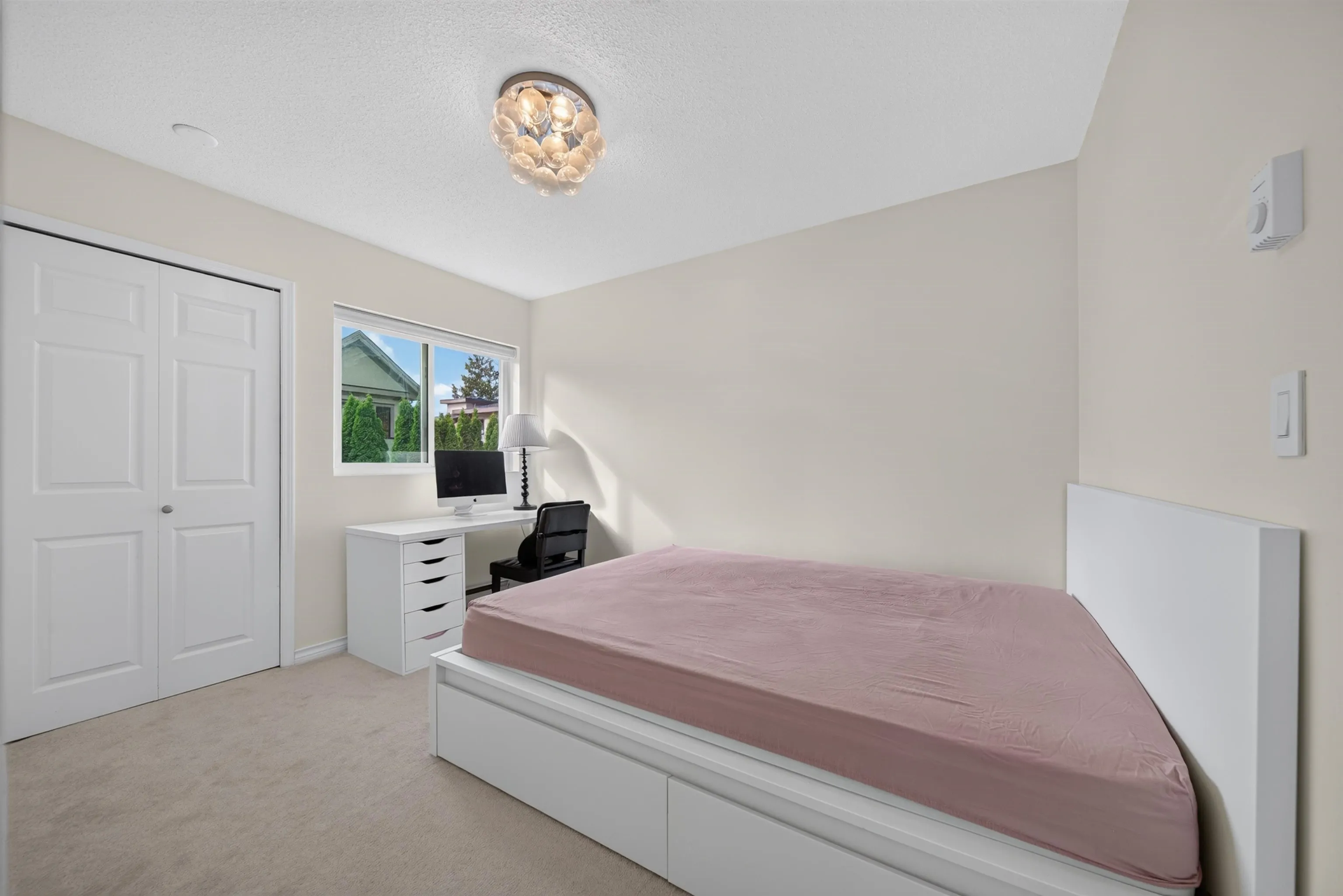5111 Maple Road #6