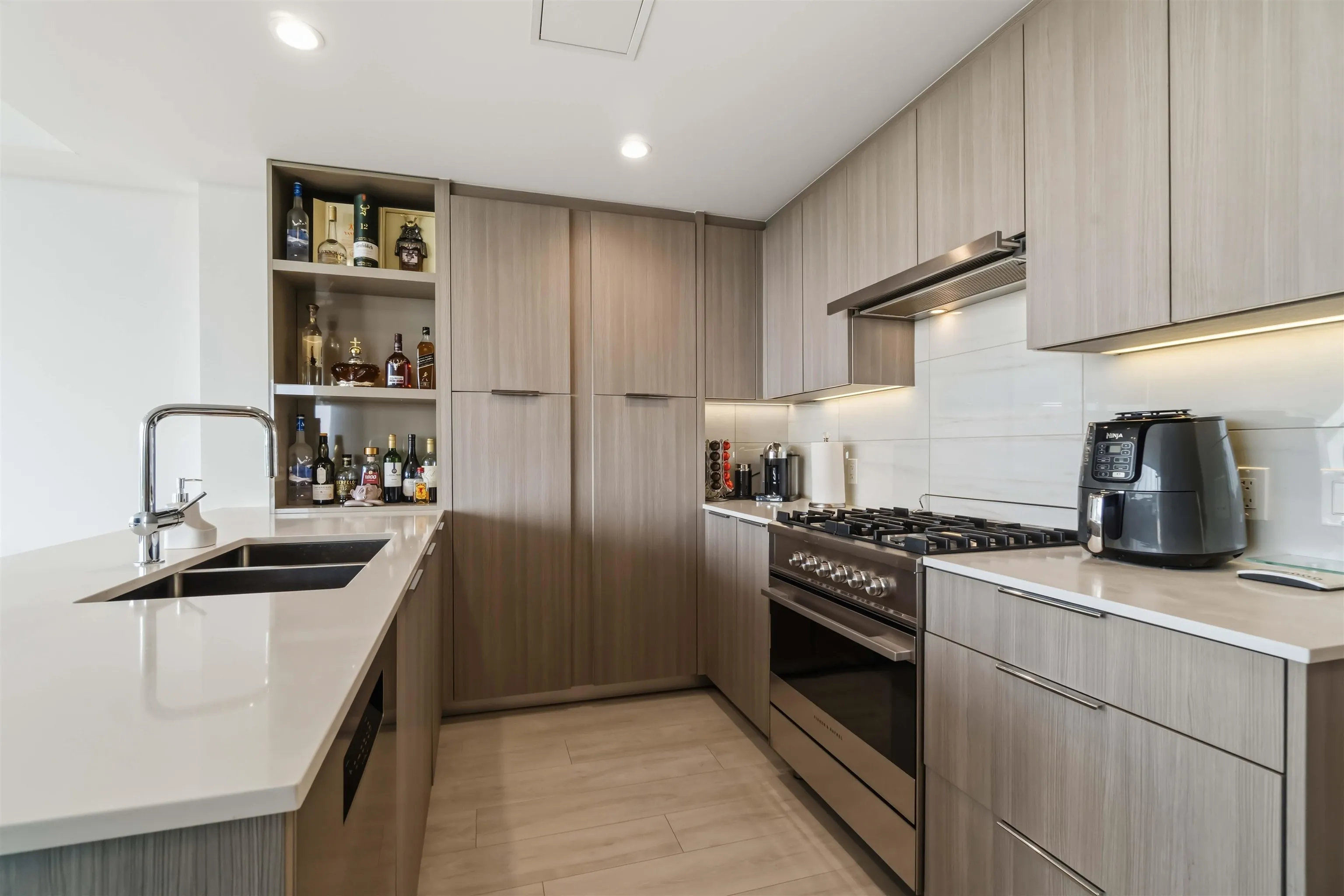1401 Hunter Street #1306