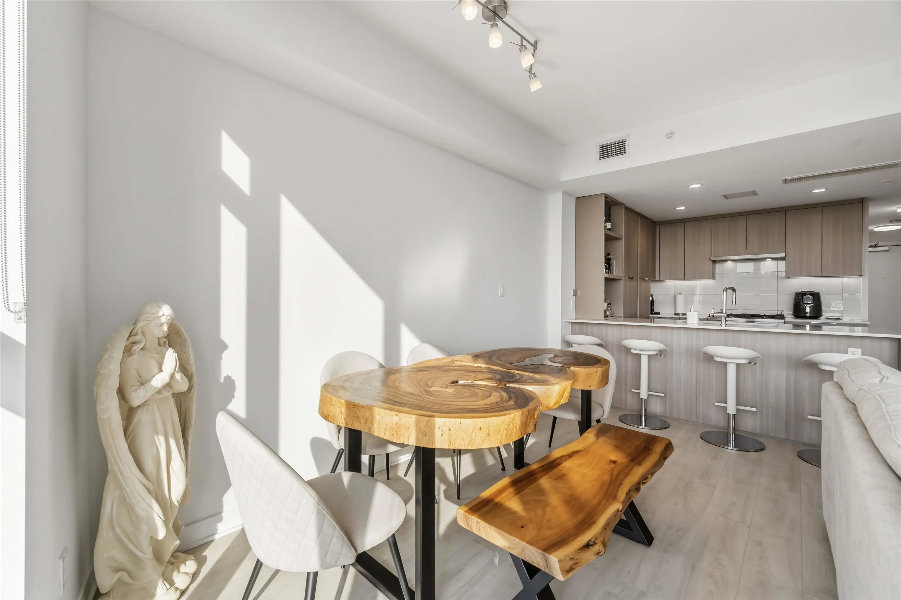 1401 Hunter Street #1306