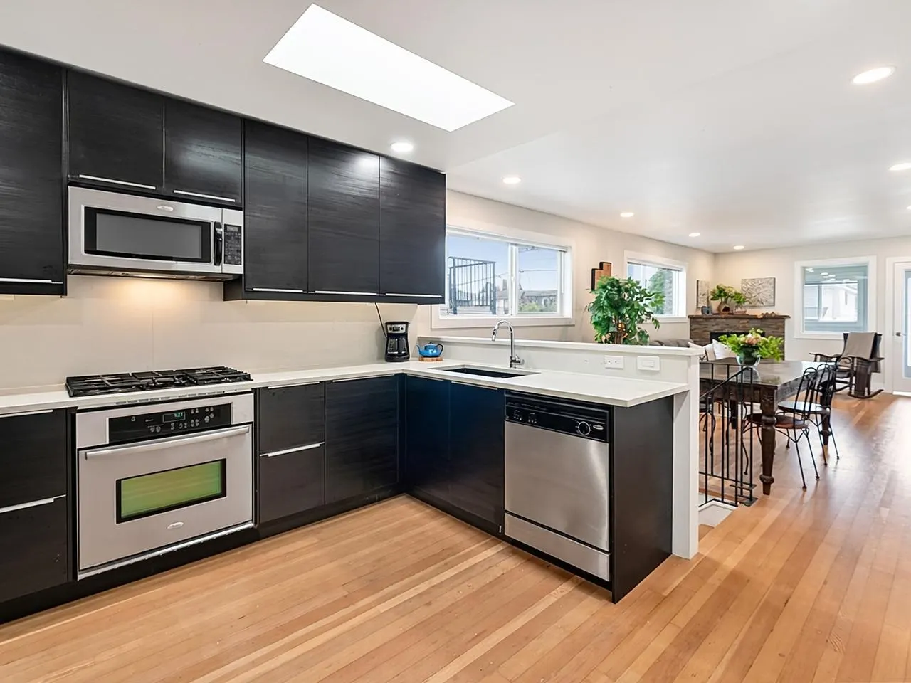 1959 Manning Avenue