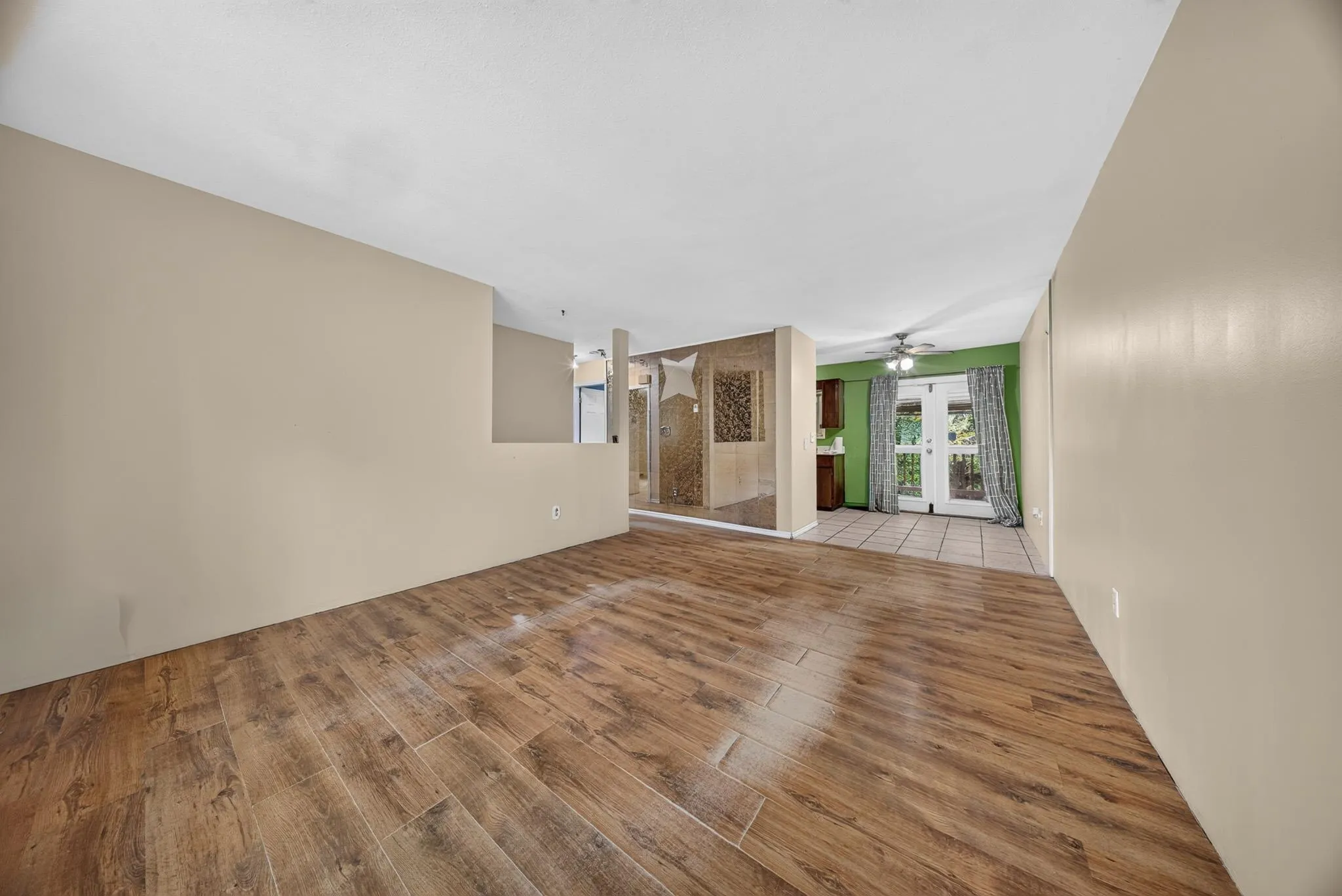 45320 Creekside Drive