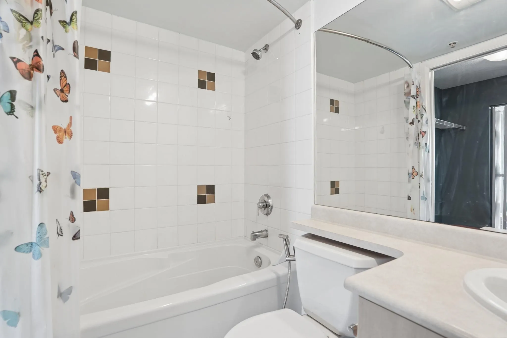 8180 Granville Avenue #1006