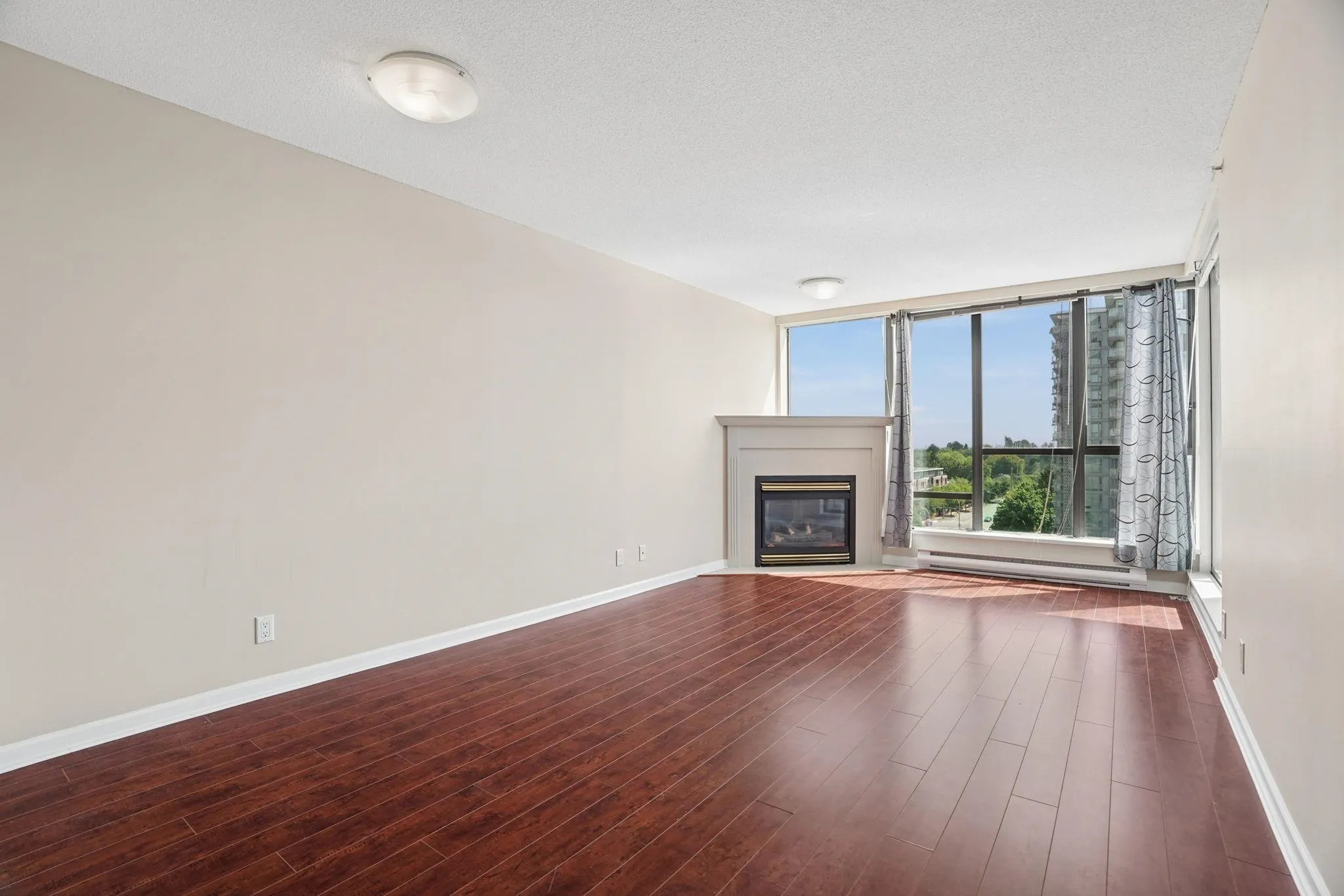 8180 Granville Avenue #1006