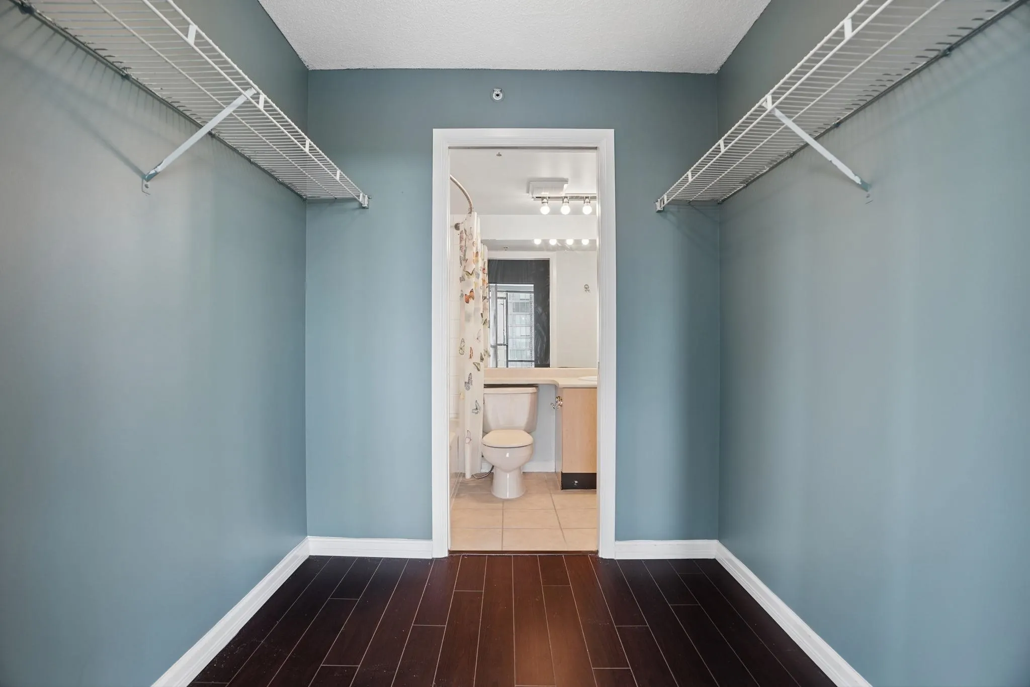 8180 Granville Avenue #1006