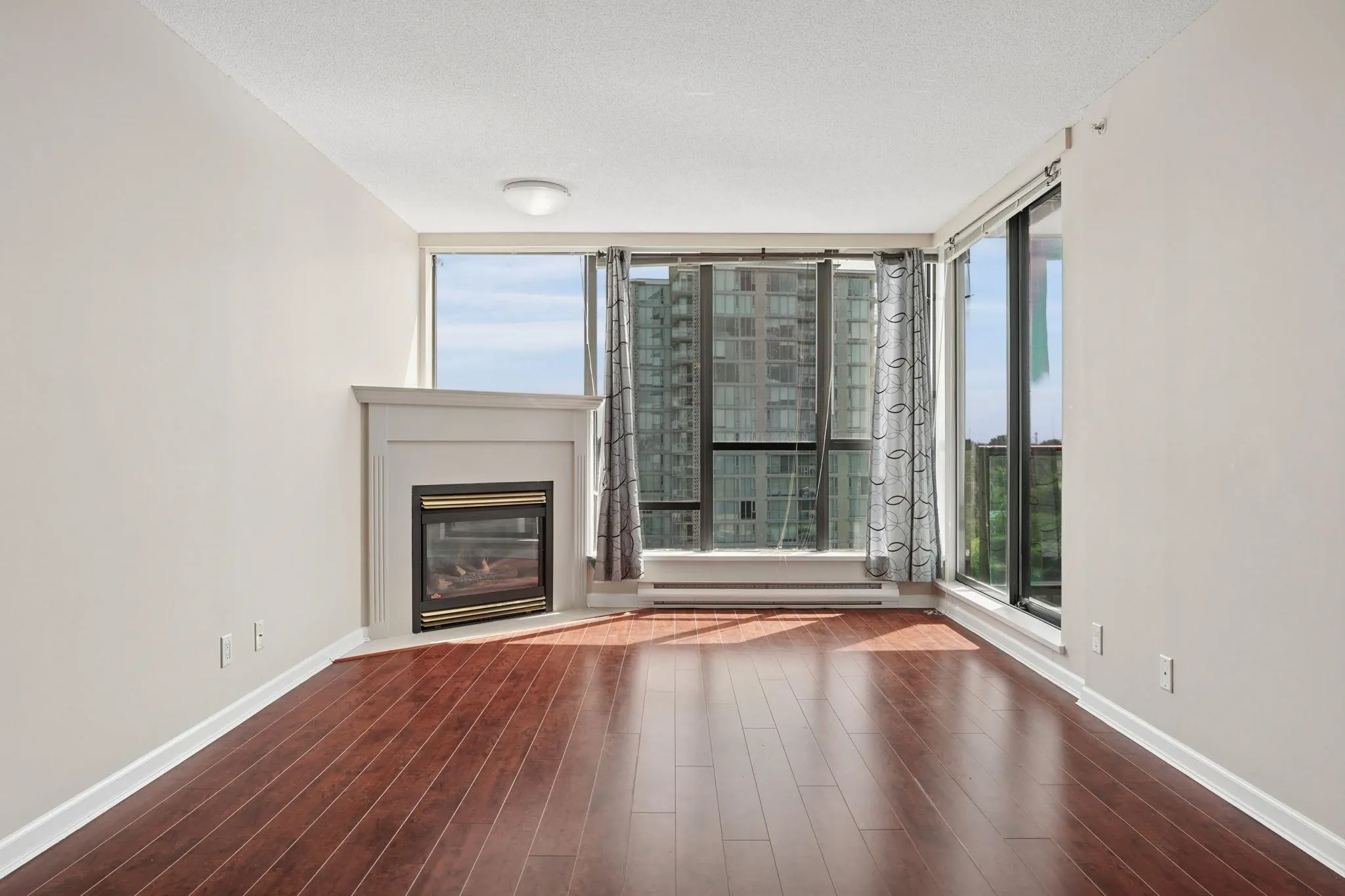 8180 Granville Avenue #1006