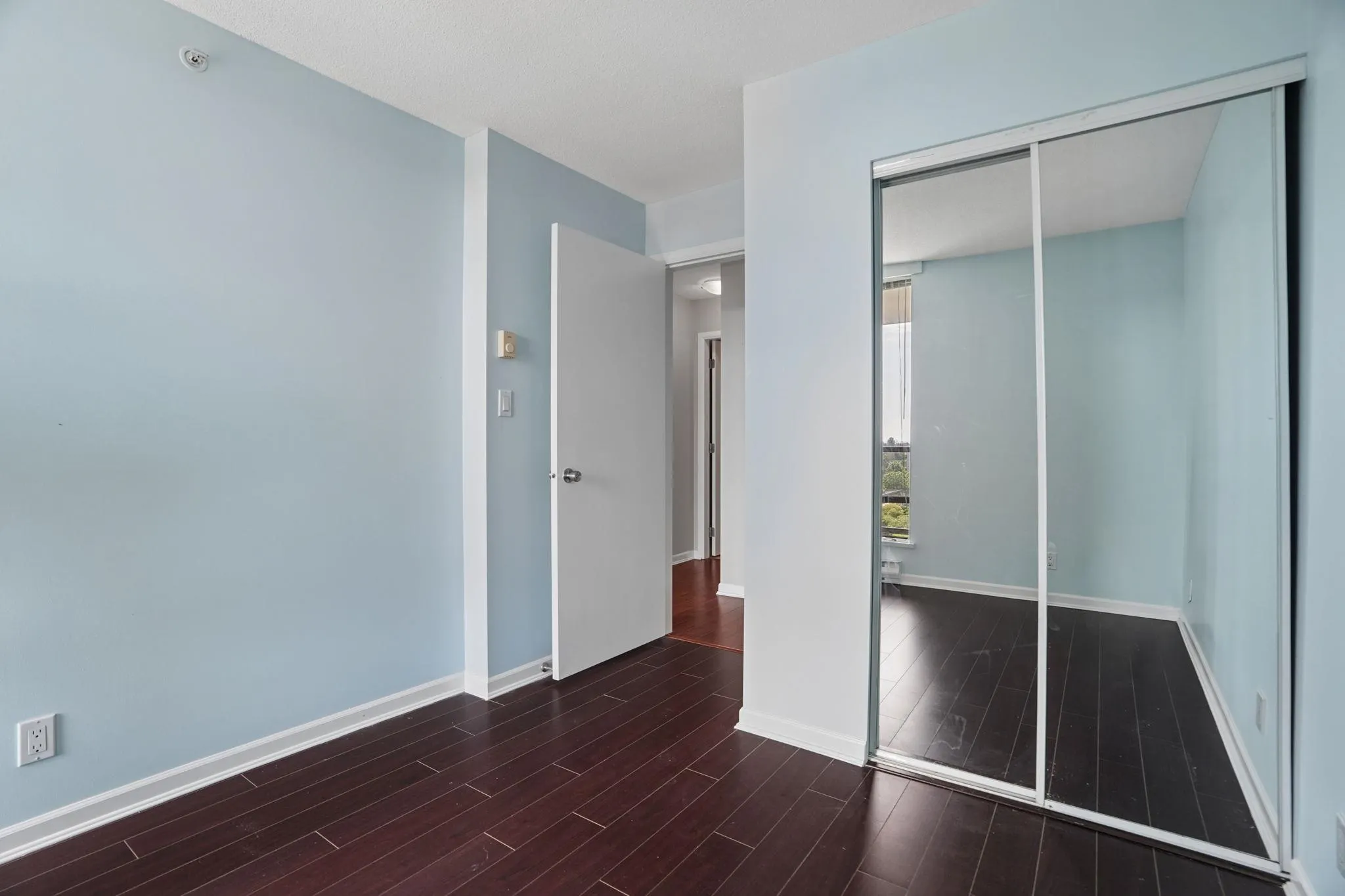 8180 Granville Avenue #1006