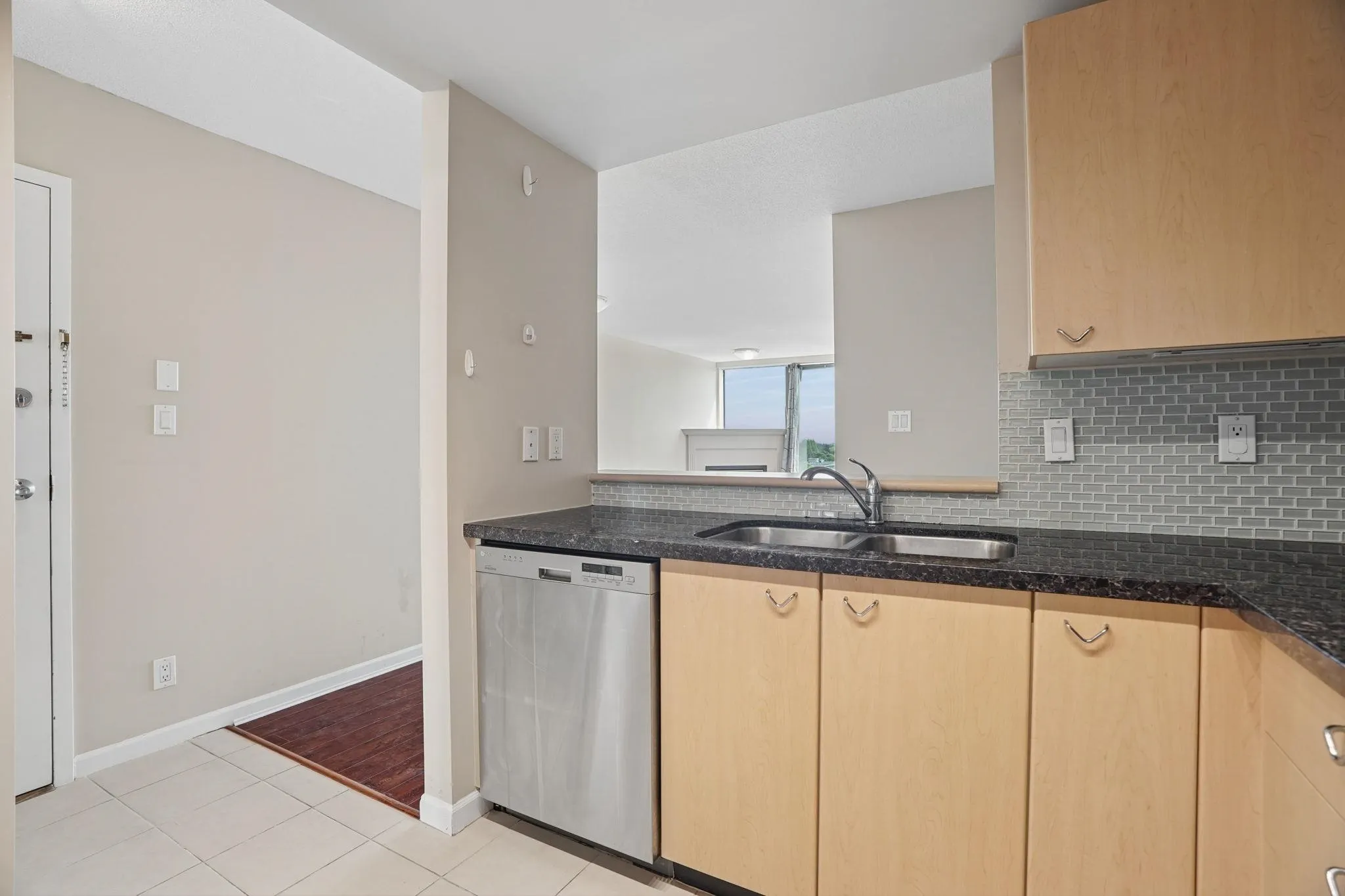8180 Granville Avenue #1006