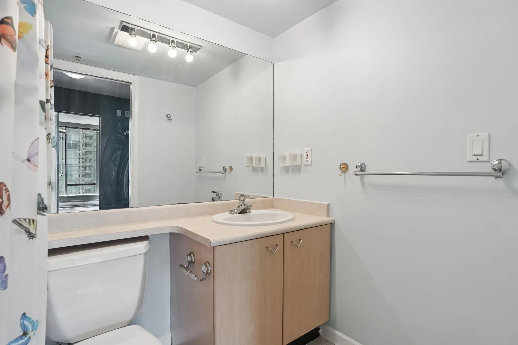 8180 Granville Avenue #1006