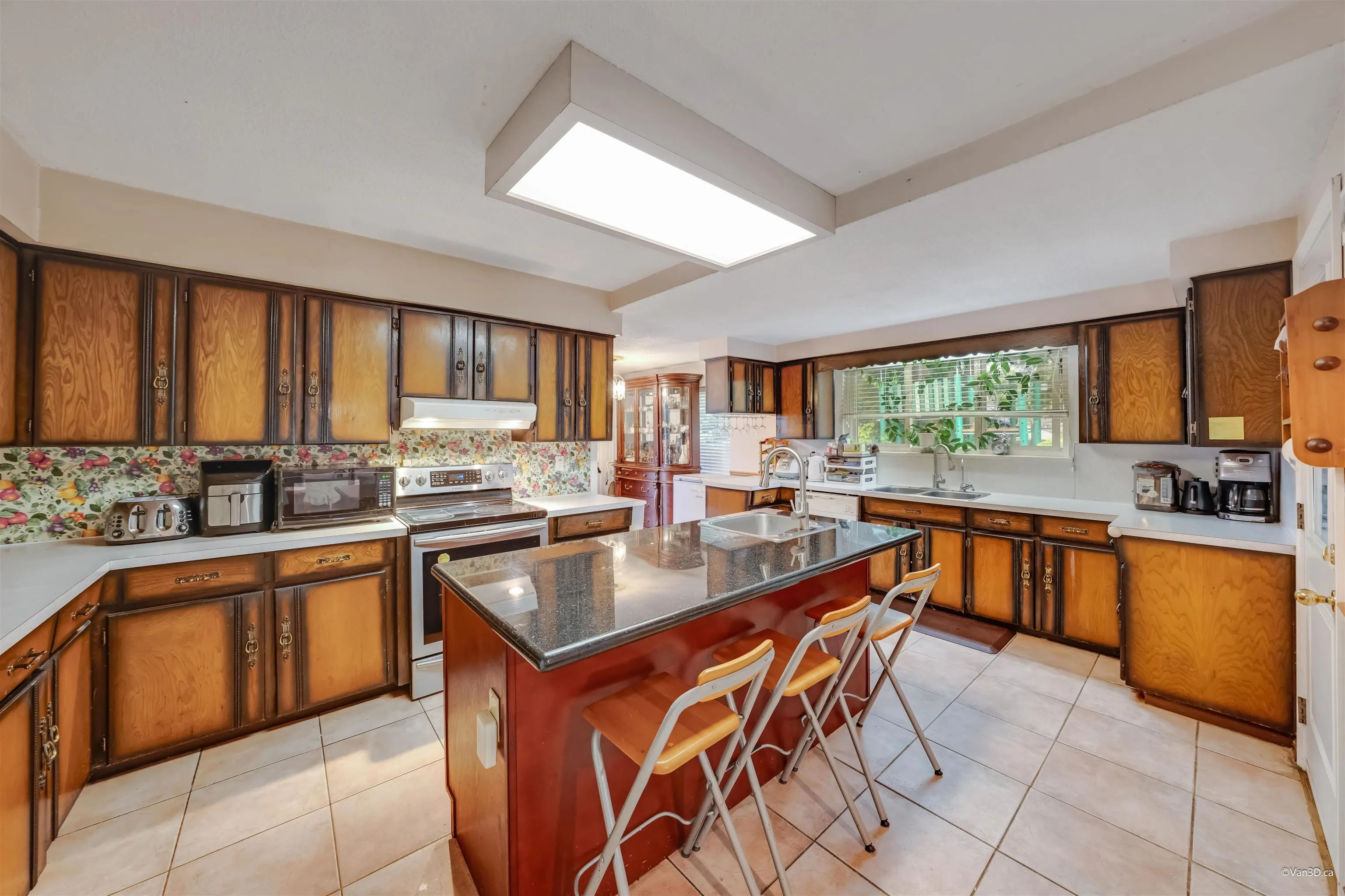 1119 Tuxedo Drive