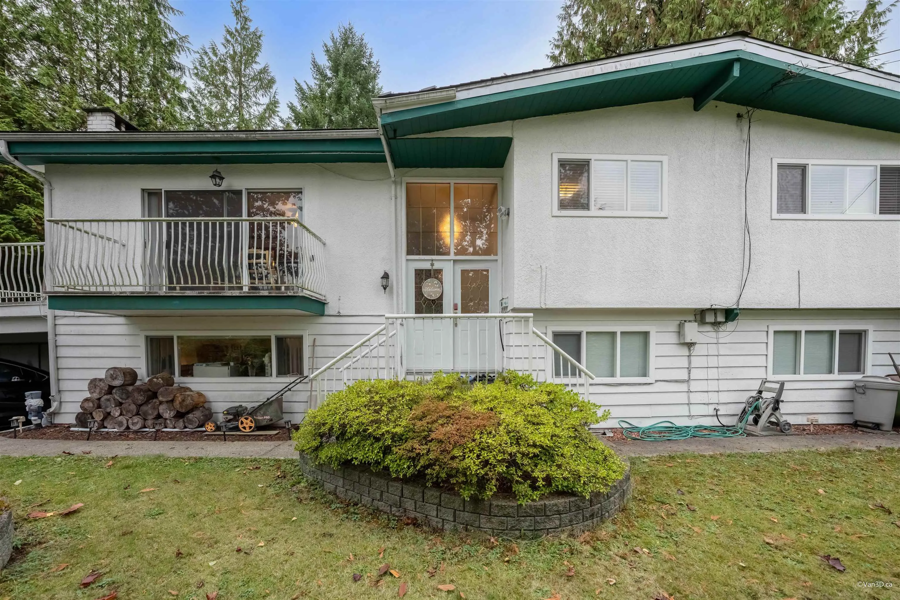 1119 Tuxedo Drive