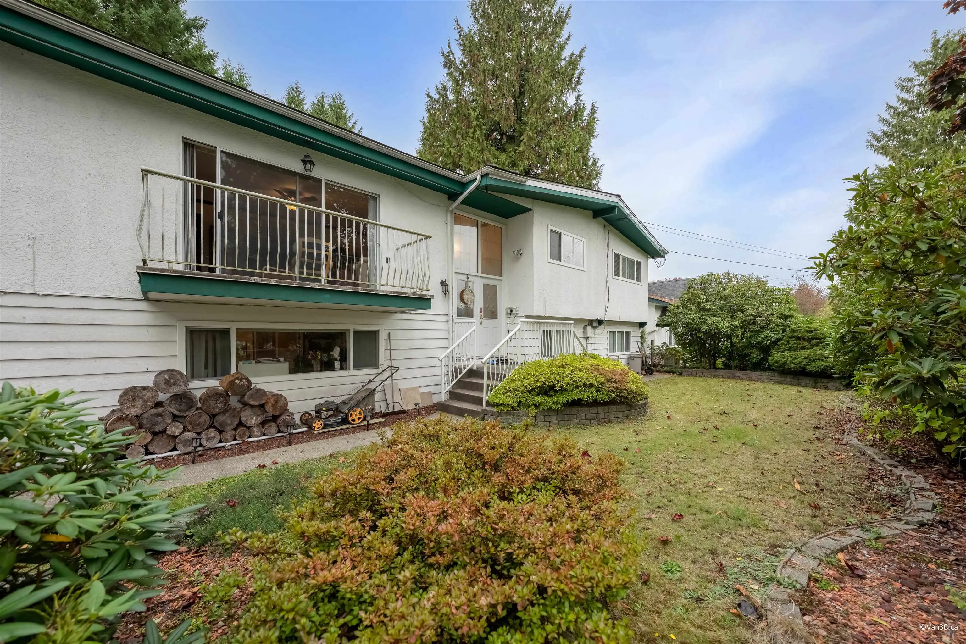 1119 Tuxedo Drive