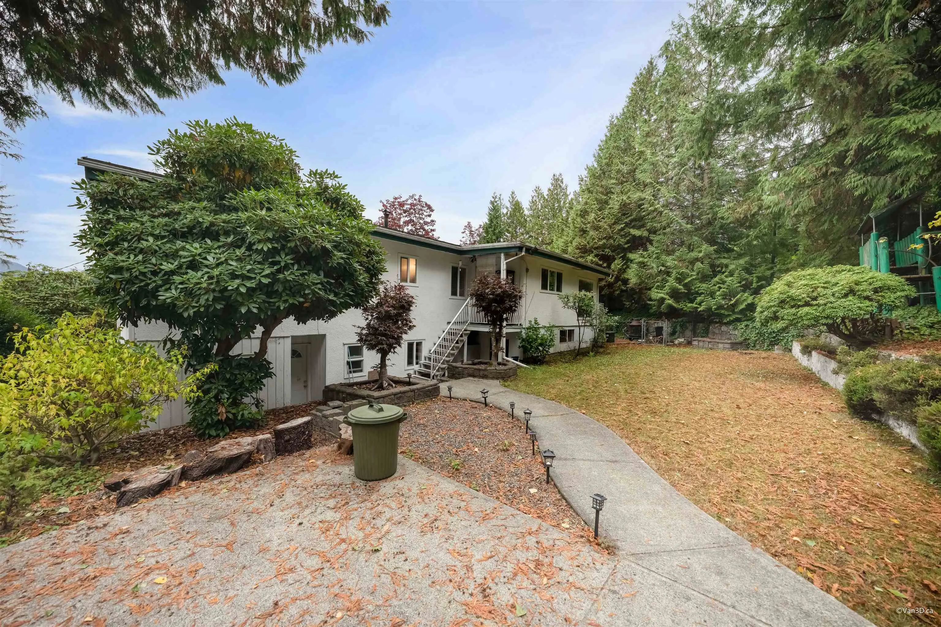1119 Tuxedo Drive