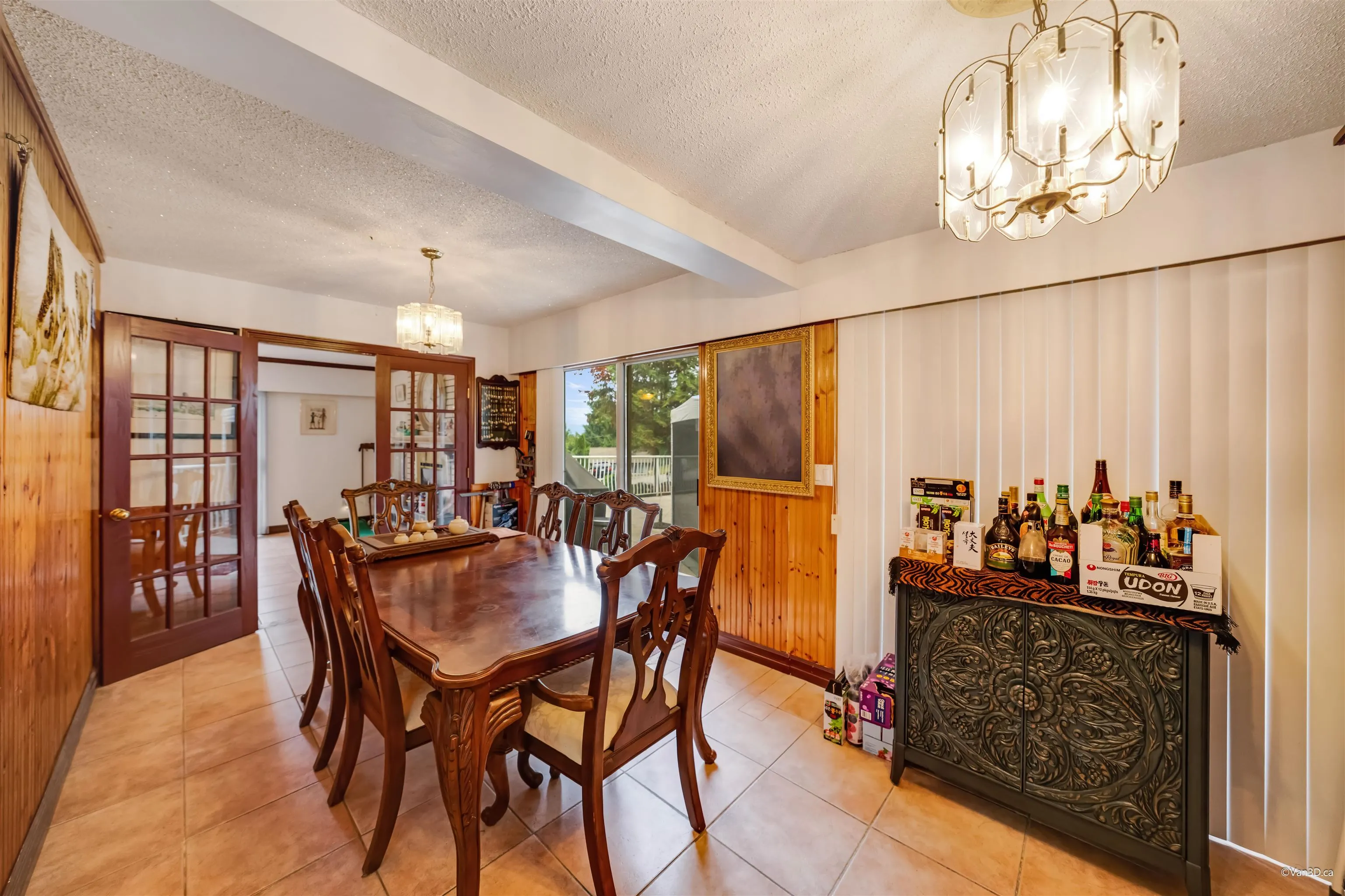 1119 Tuxedo Drive