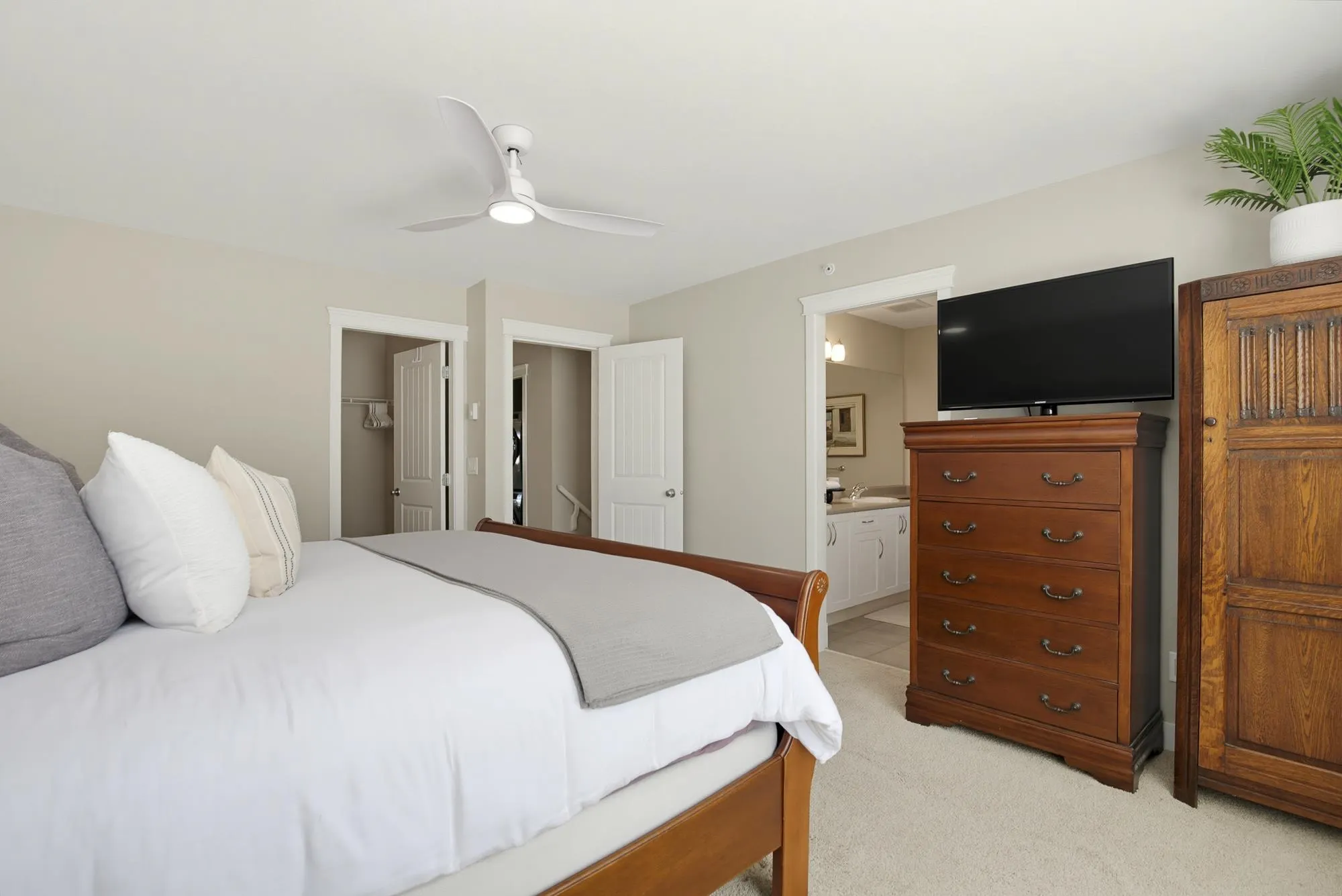 11282 Cottonwood Drive #4