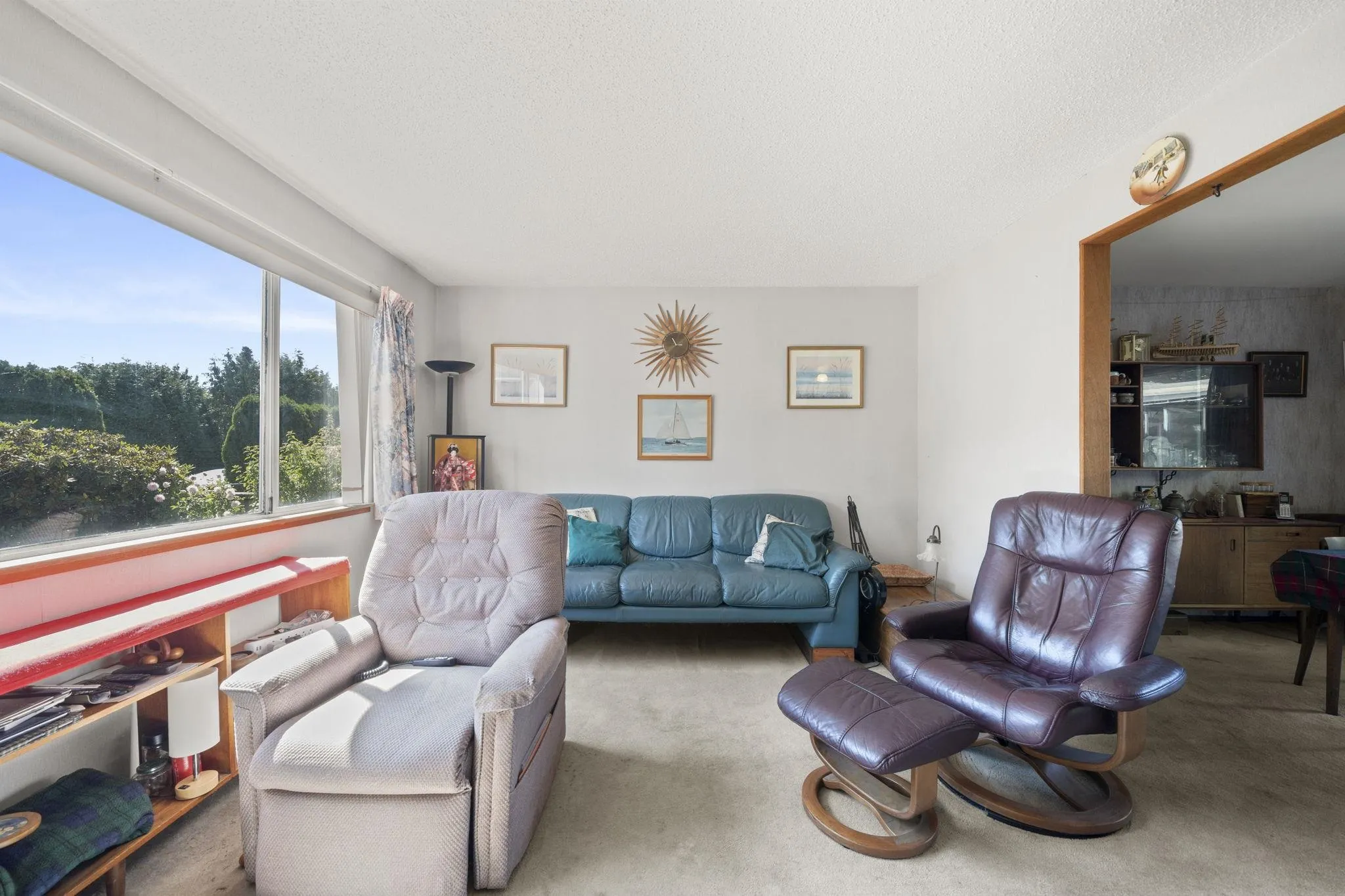 6731 Camsell Crescent