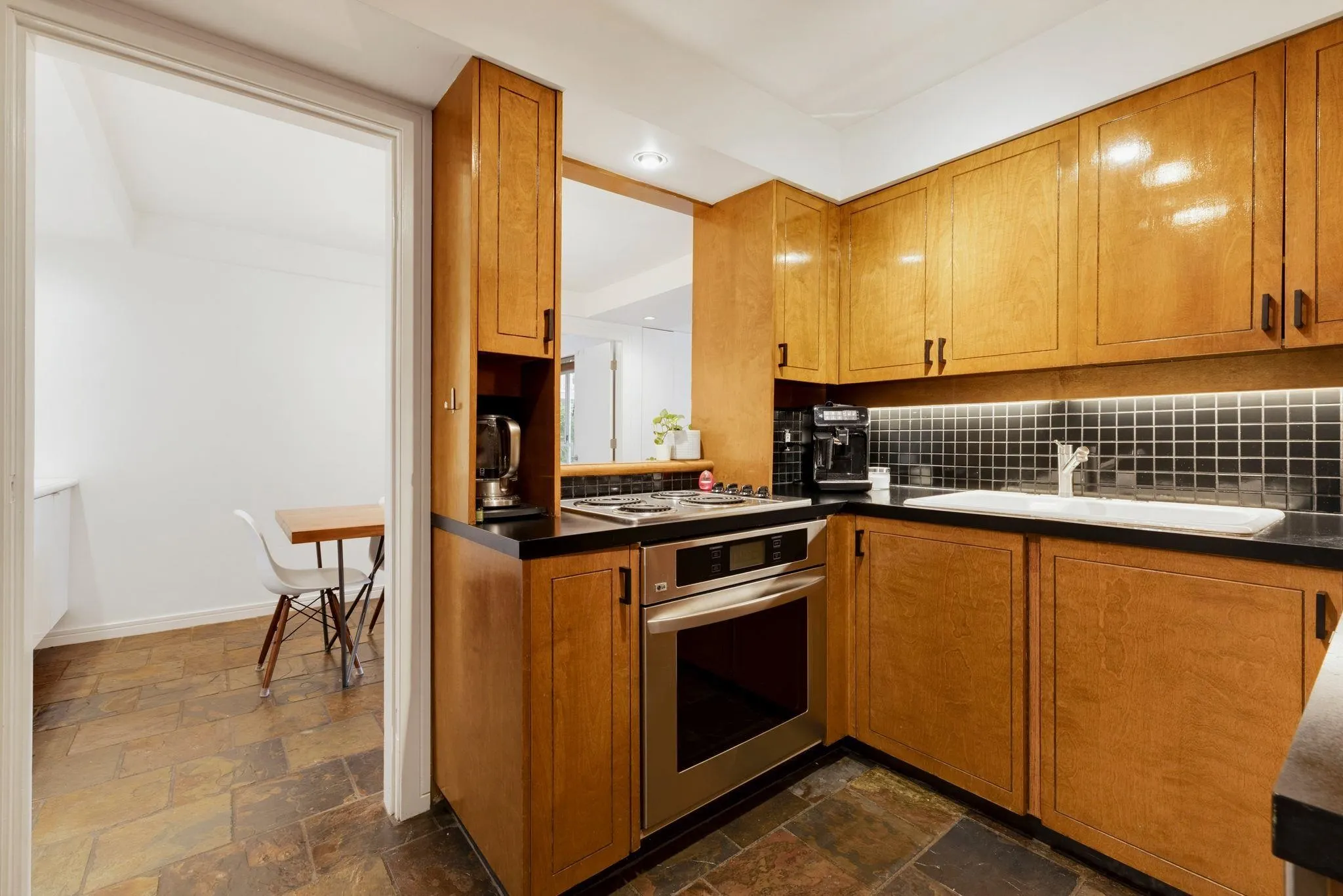 1890 W 6th Avenue #115