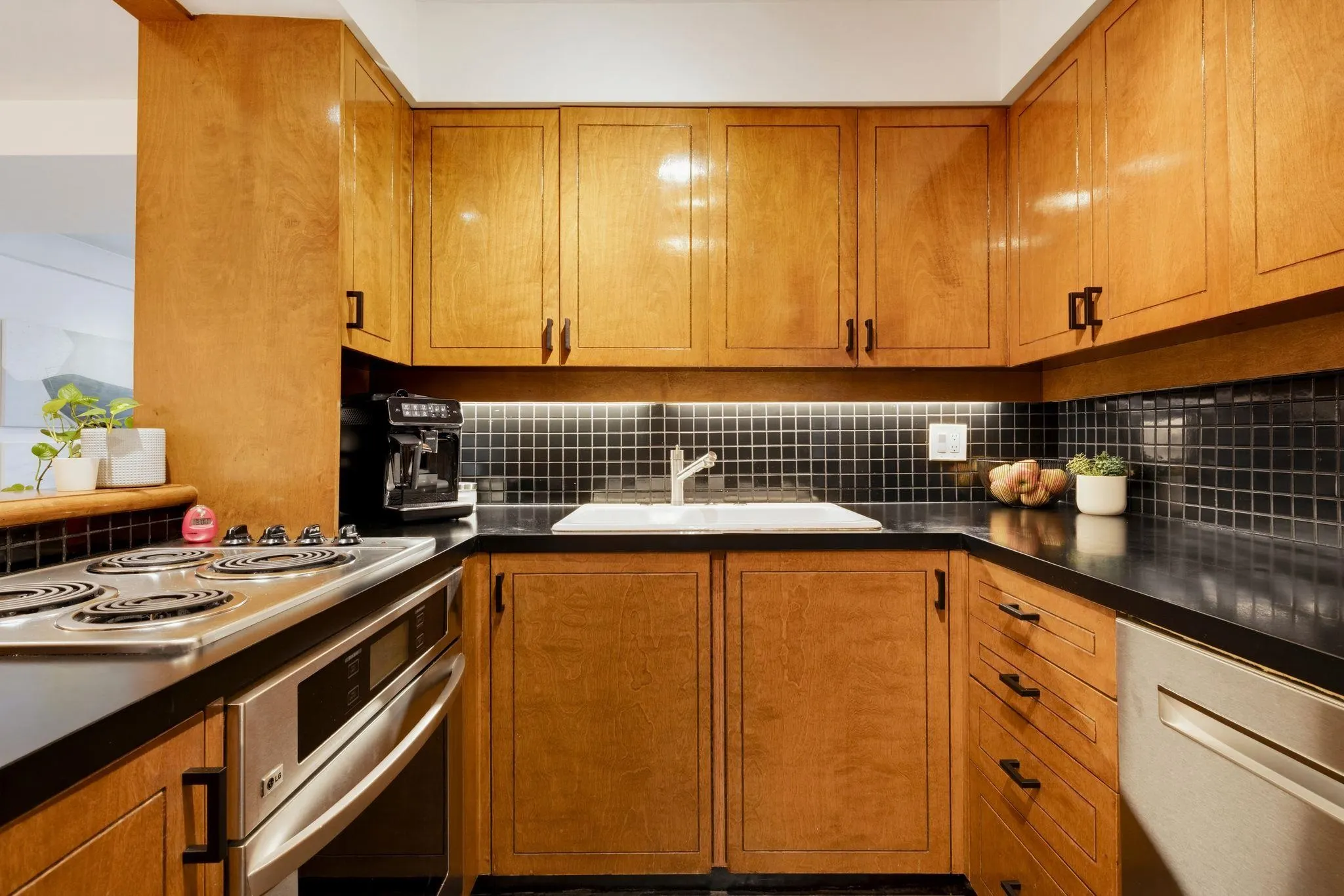 1890 W 6th Avenue #115