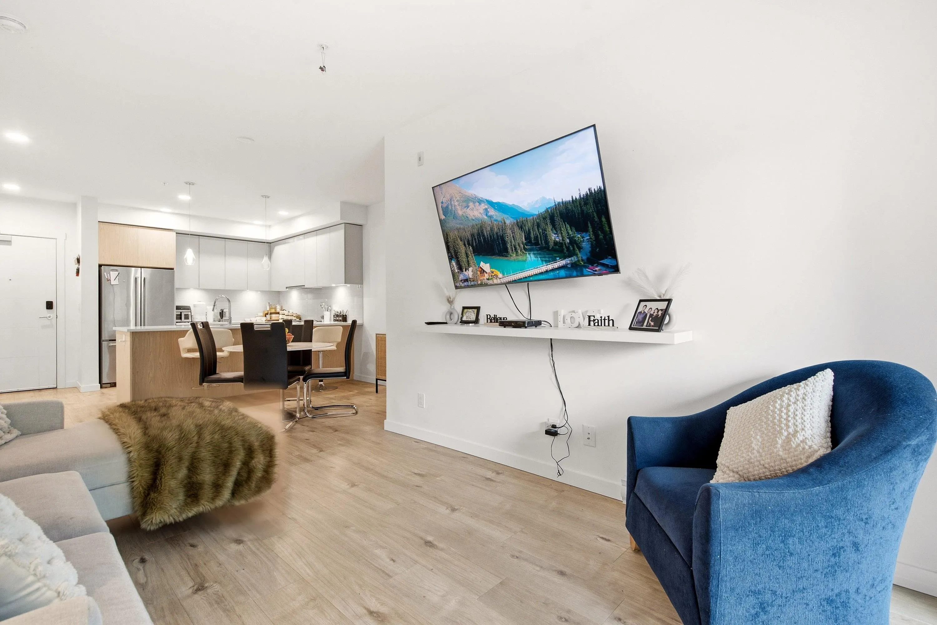 3182 Gladwin Road #205