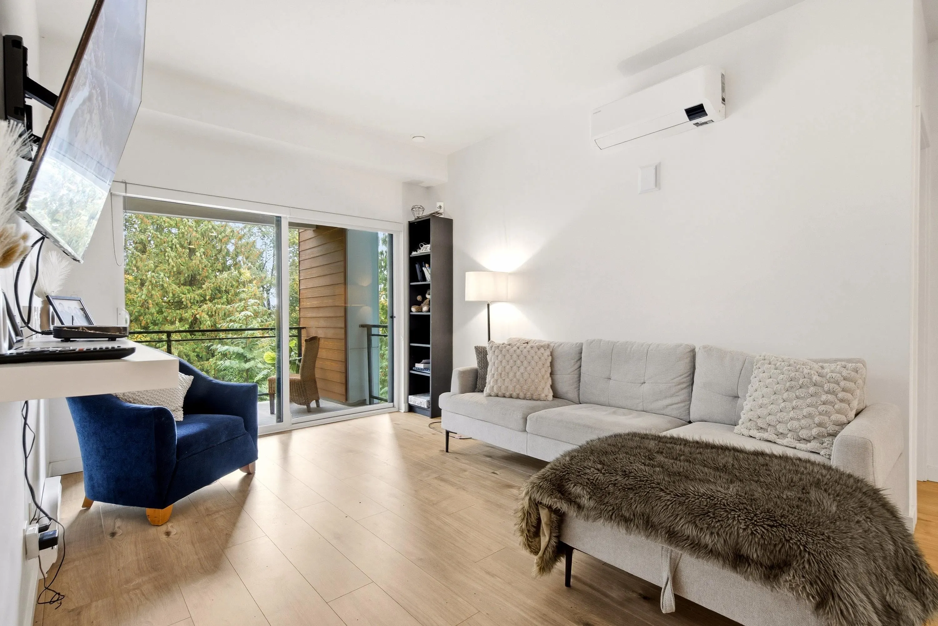3182 Gladwin Road #205