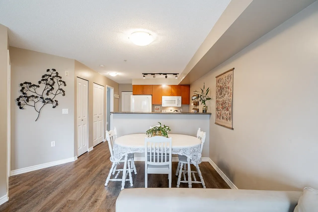 5465 203 Street #313