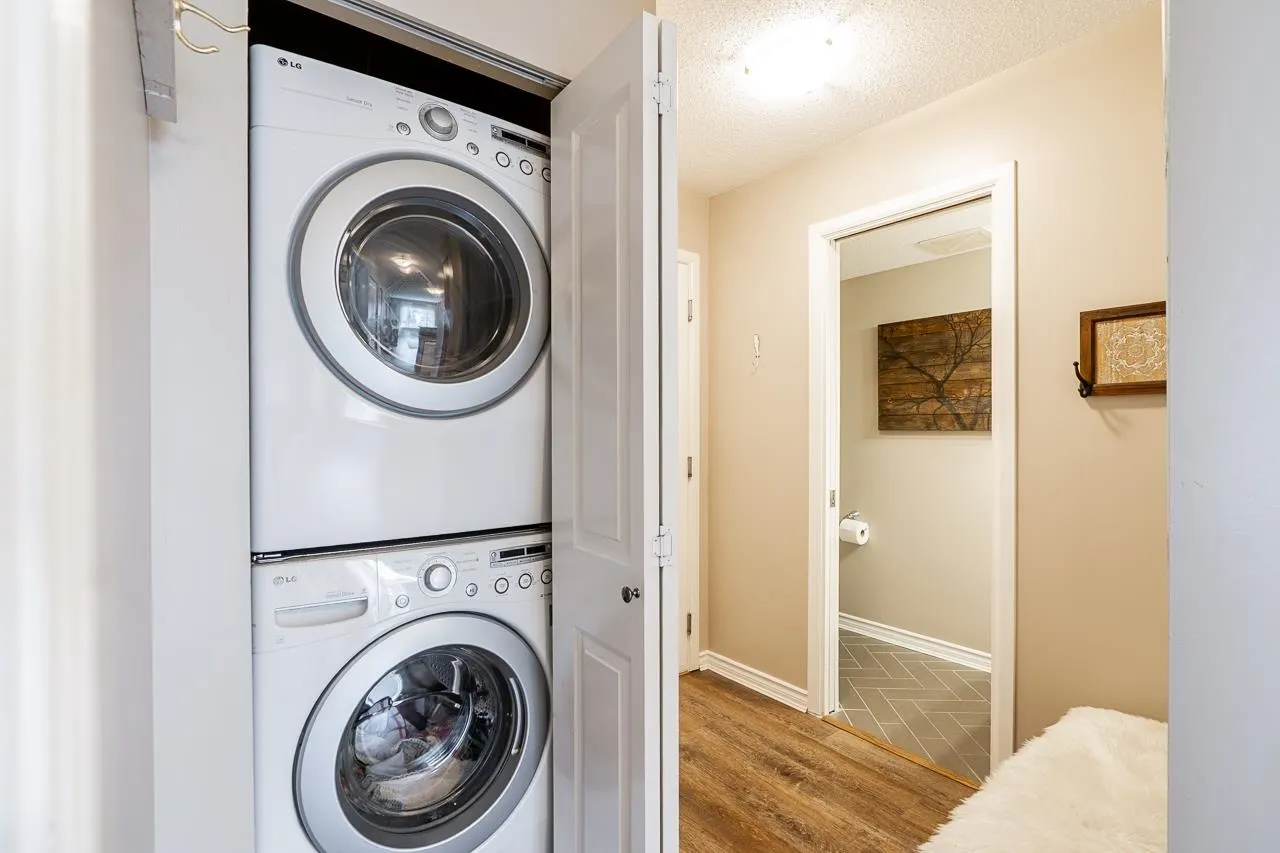 5465 203 Street #313
