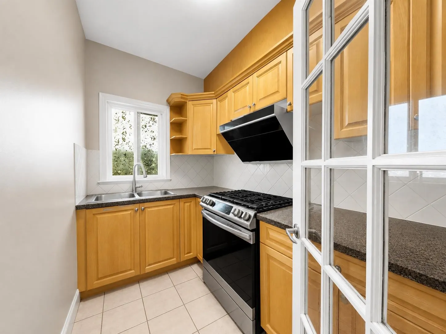 7371 Lindsay Road