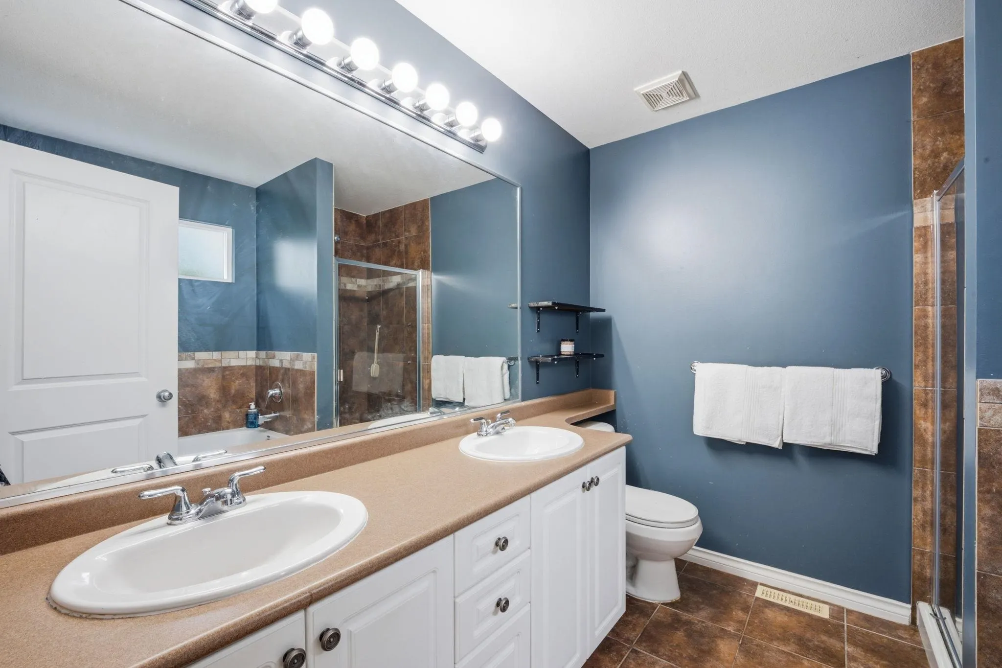 20582 67 Avenue #5