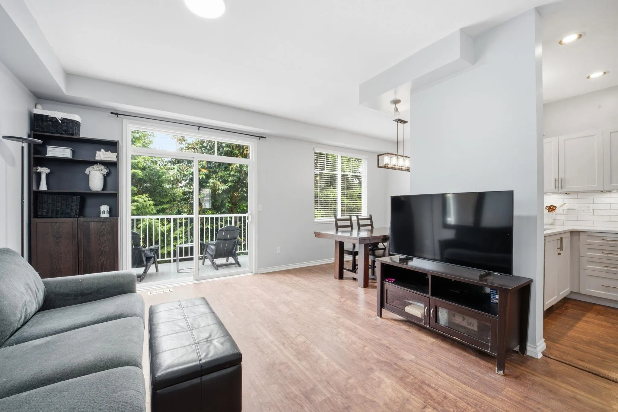 20582 67 Avenue #5
