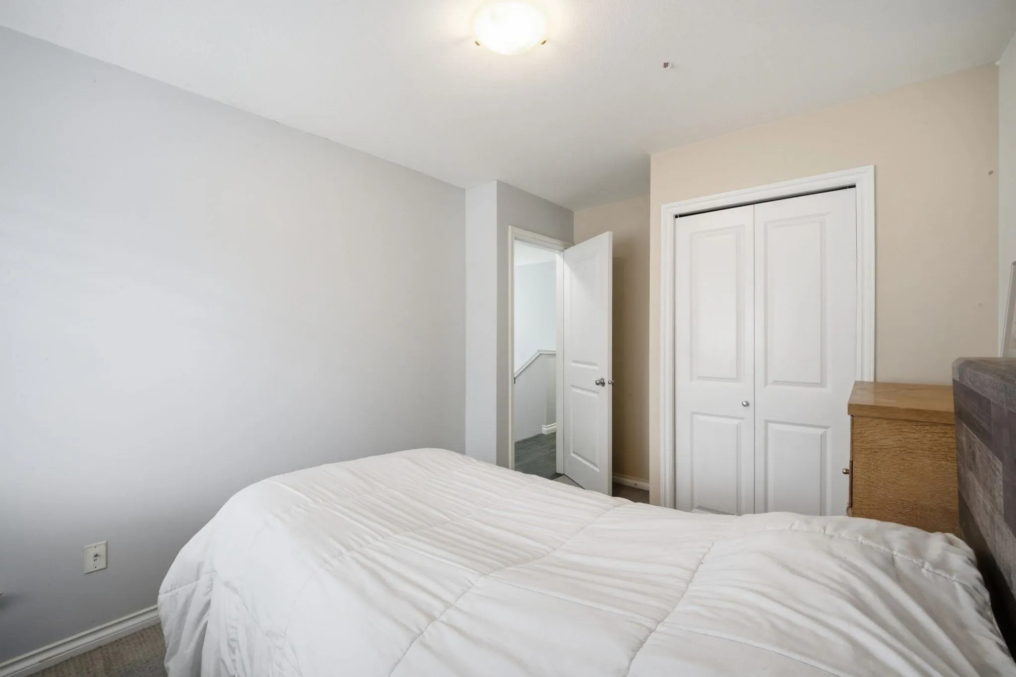 20582 67 Avenue #5