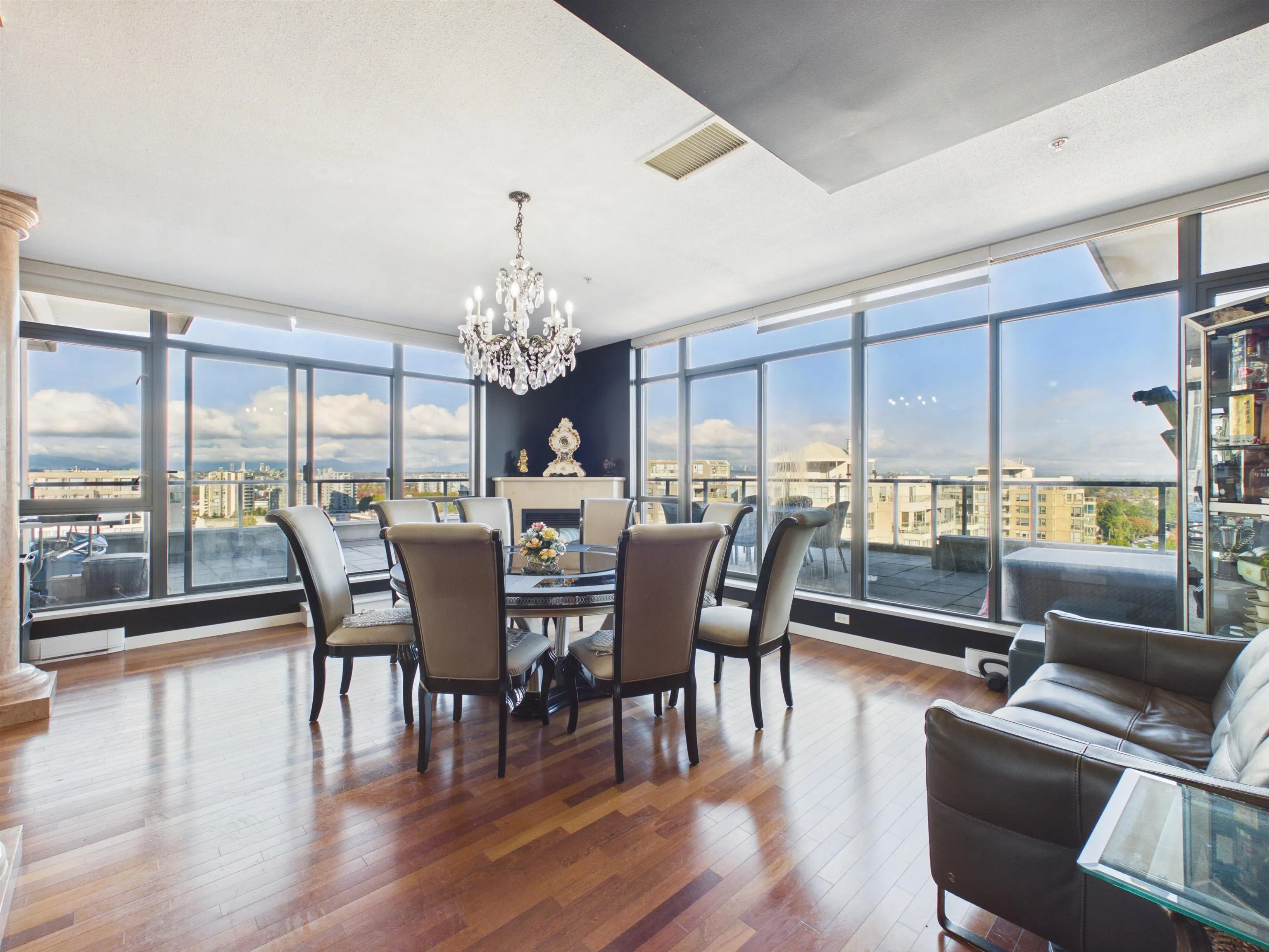 6331 Buswell Street #1801