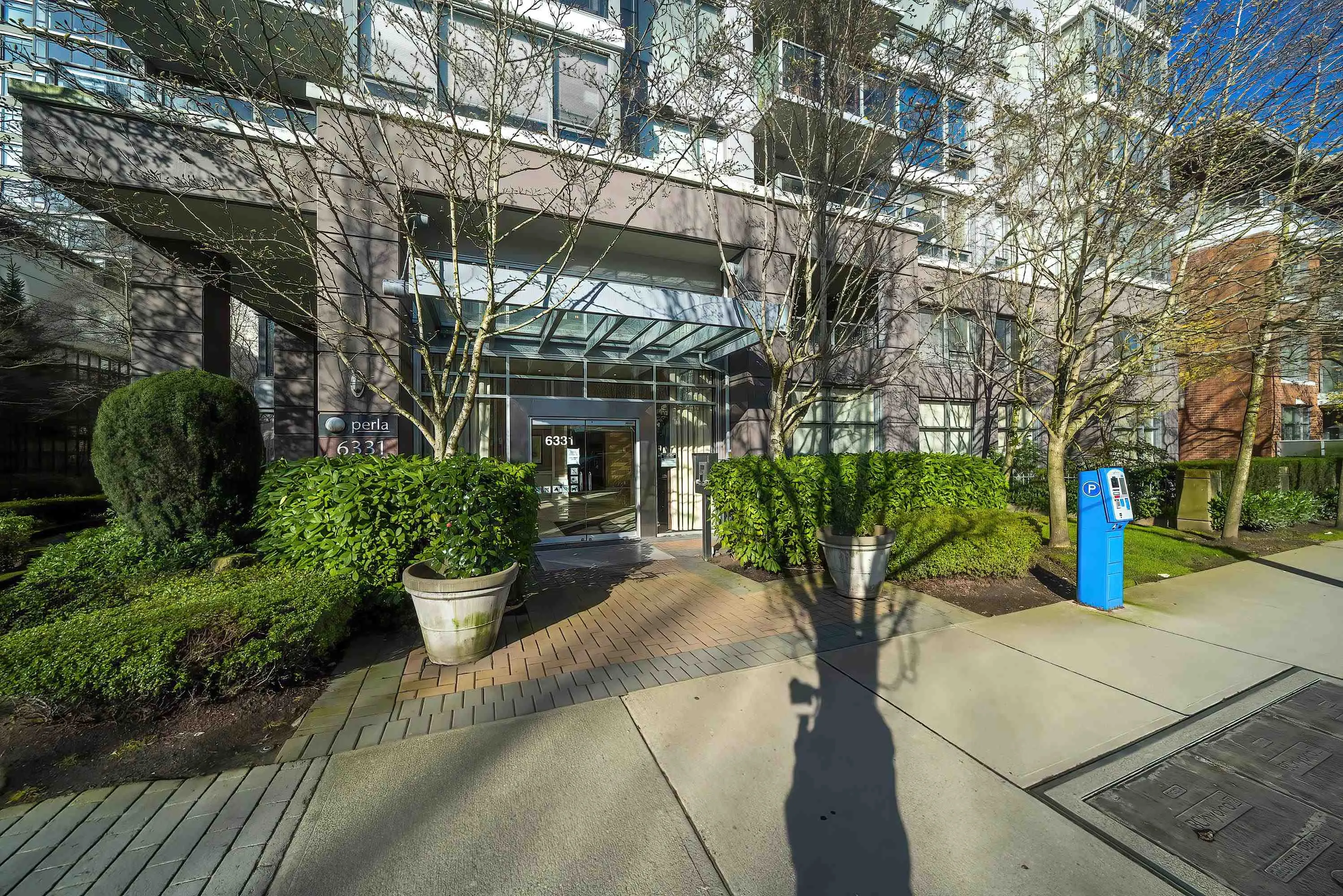 6331 Buswell Street #1801