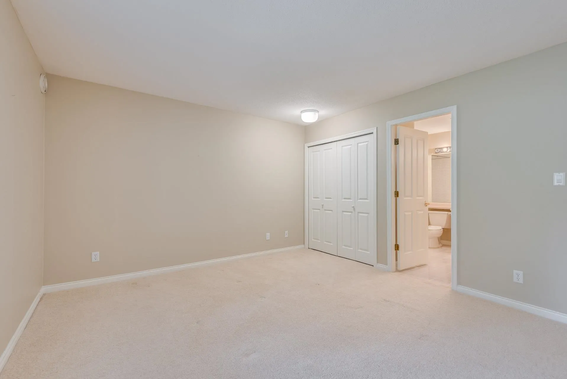 4055 Indian River Drive #29