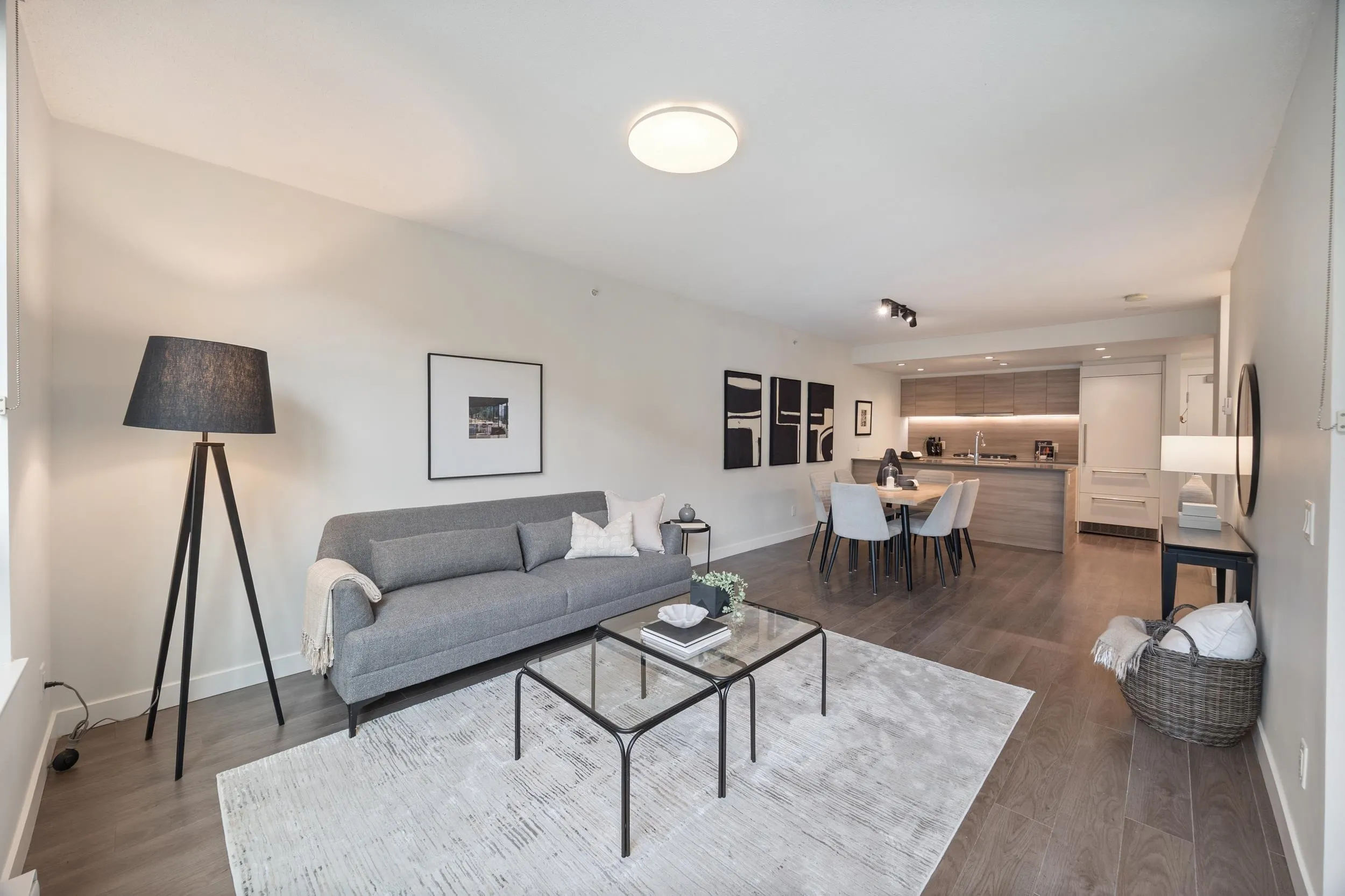 988 Quayside Drive #TH2