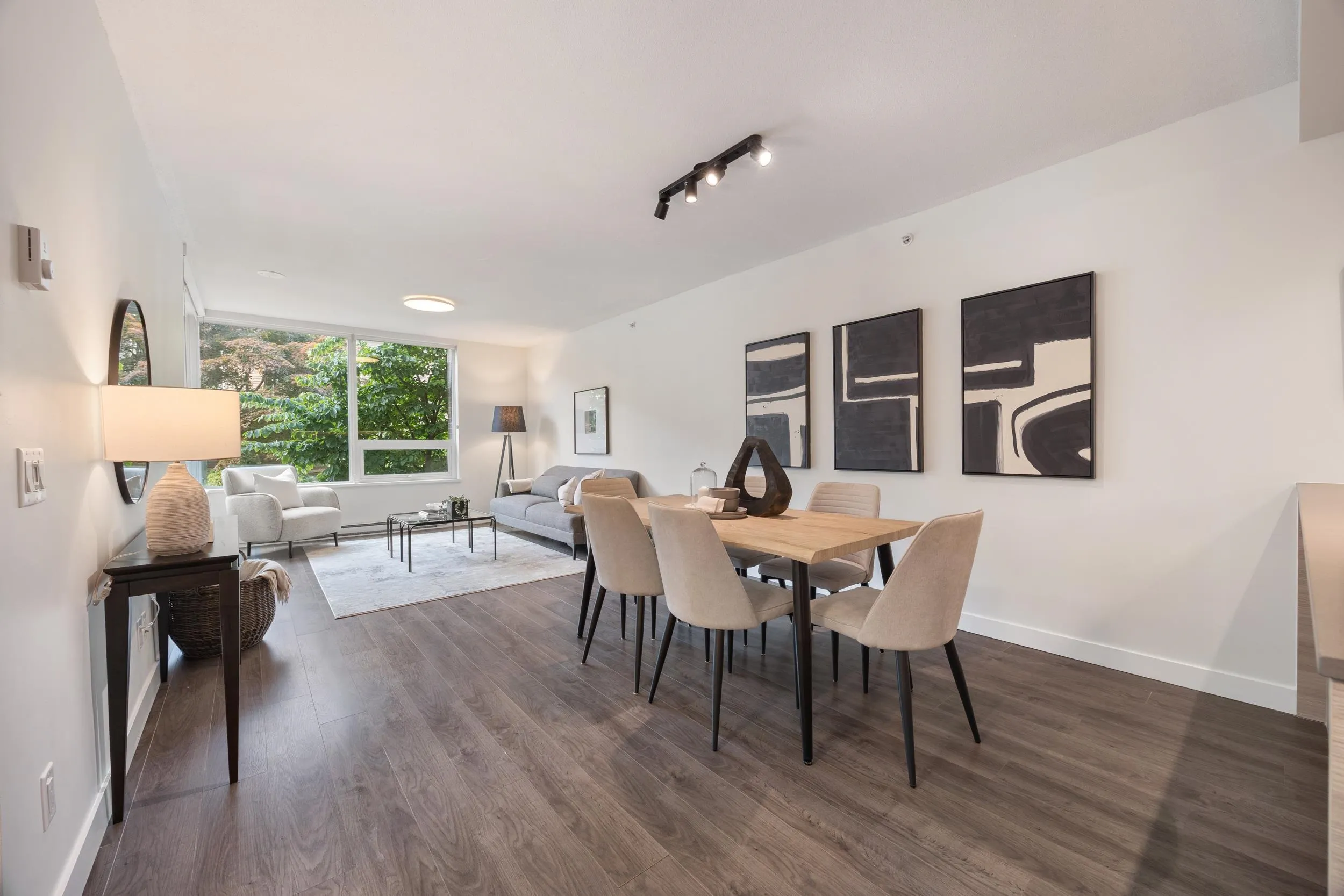 988 Quayside Drive #TH2