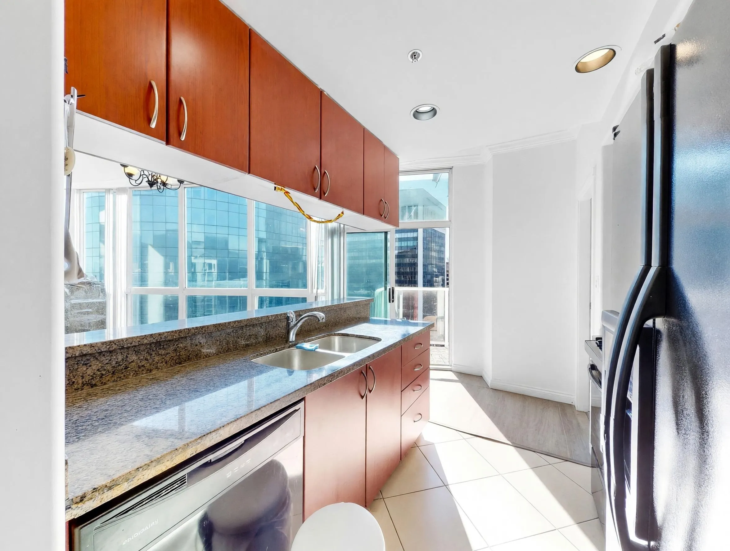 1111 W Pender Street #3803