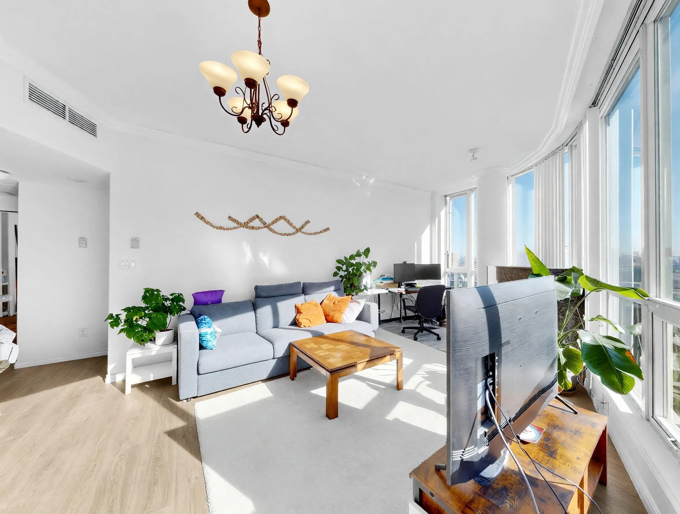 1111 W Pender Street #3803