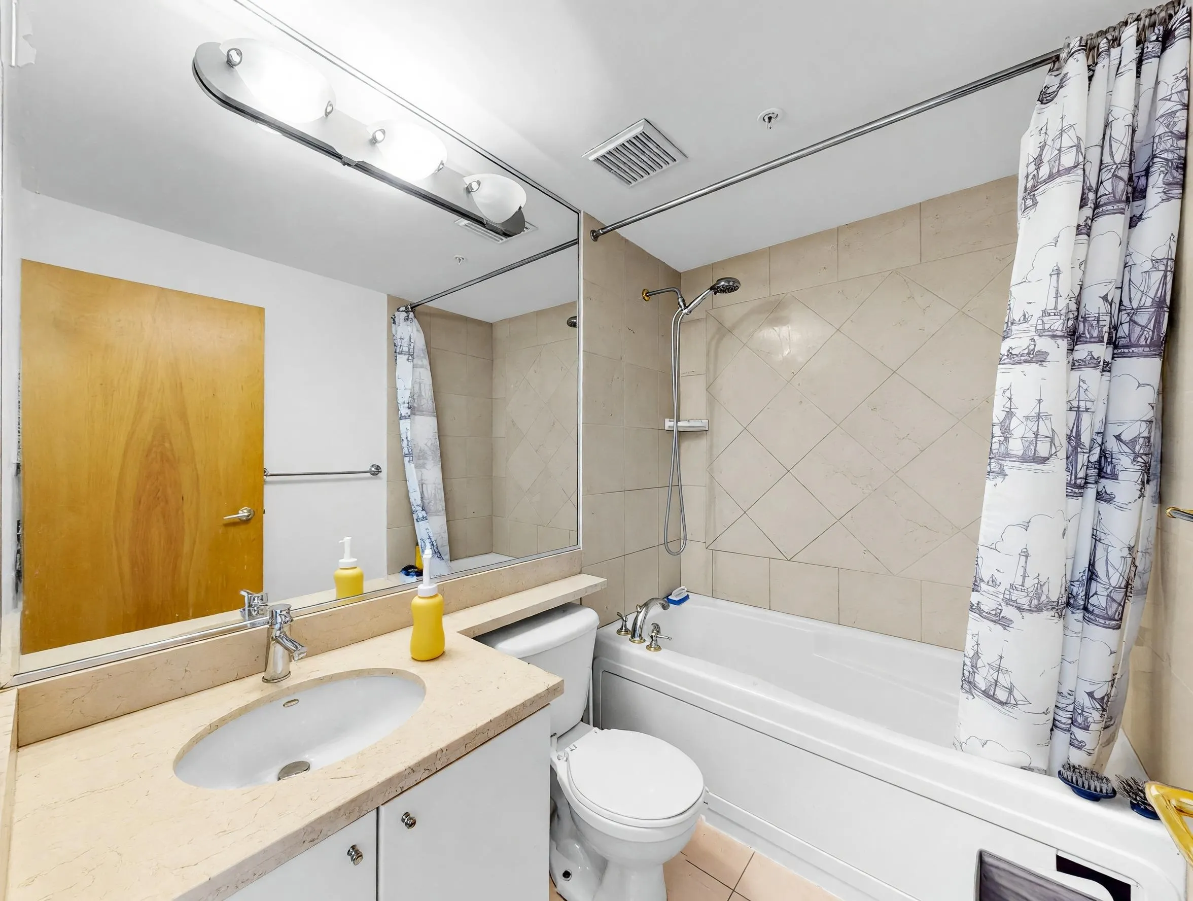 1111 W Pender Street #3803